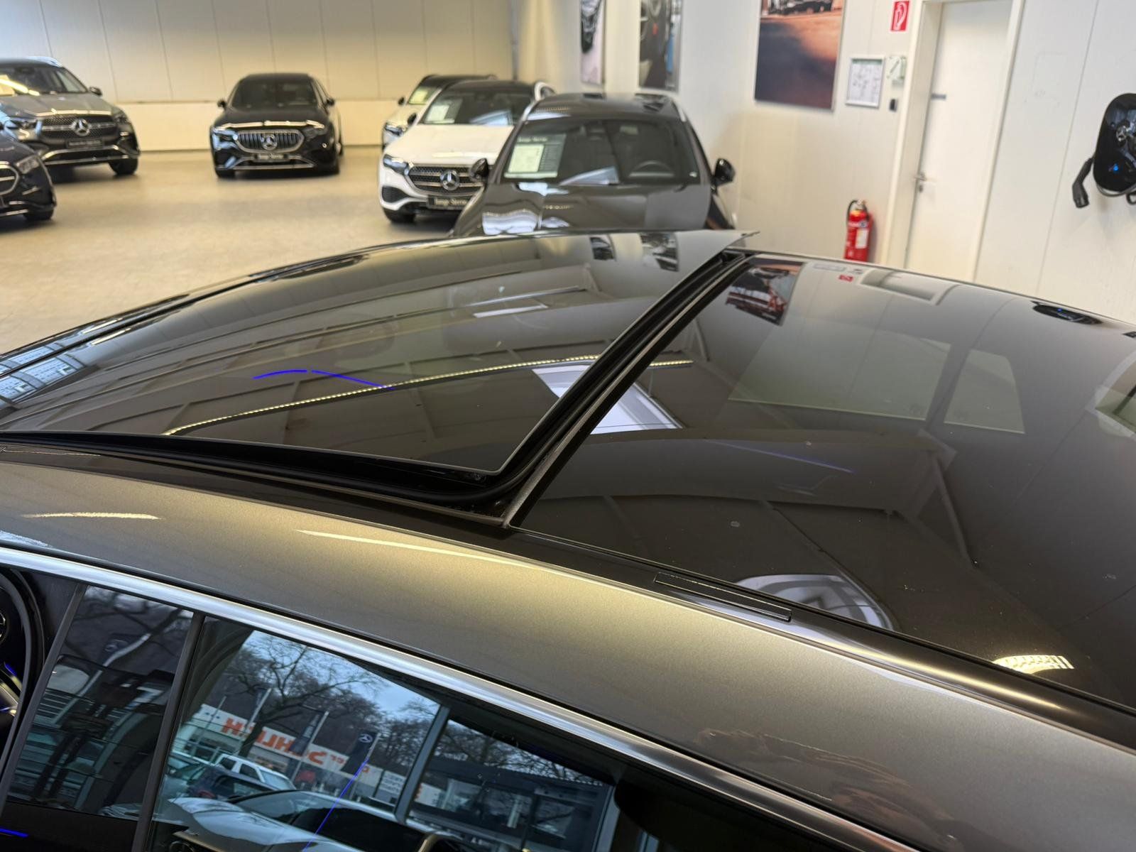 Fahrzeugabbildung Mercedes-Benz EQE 350+ Electric Art PANO+BURM+DISTR+360+MEMORY