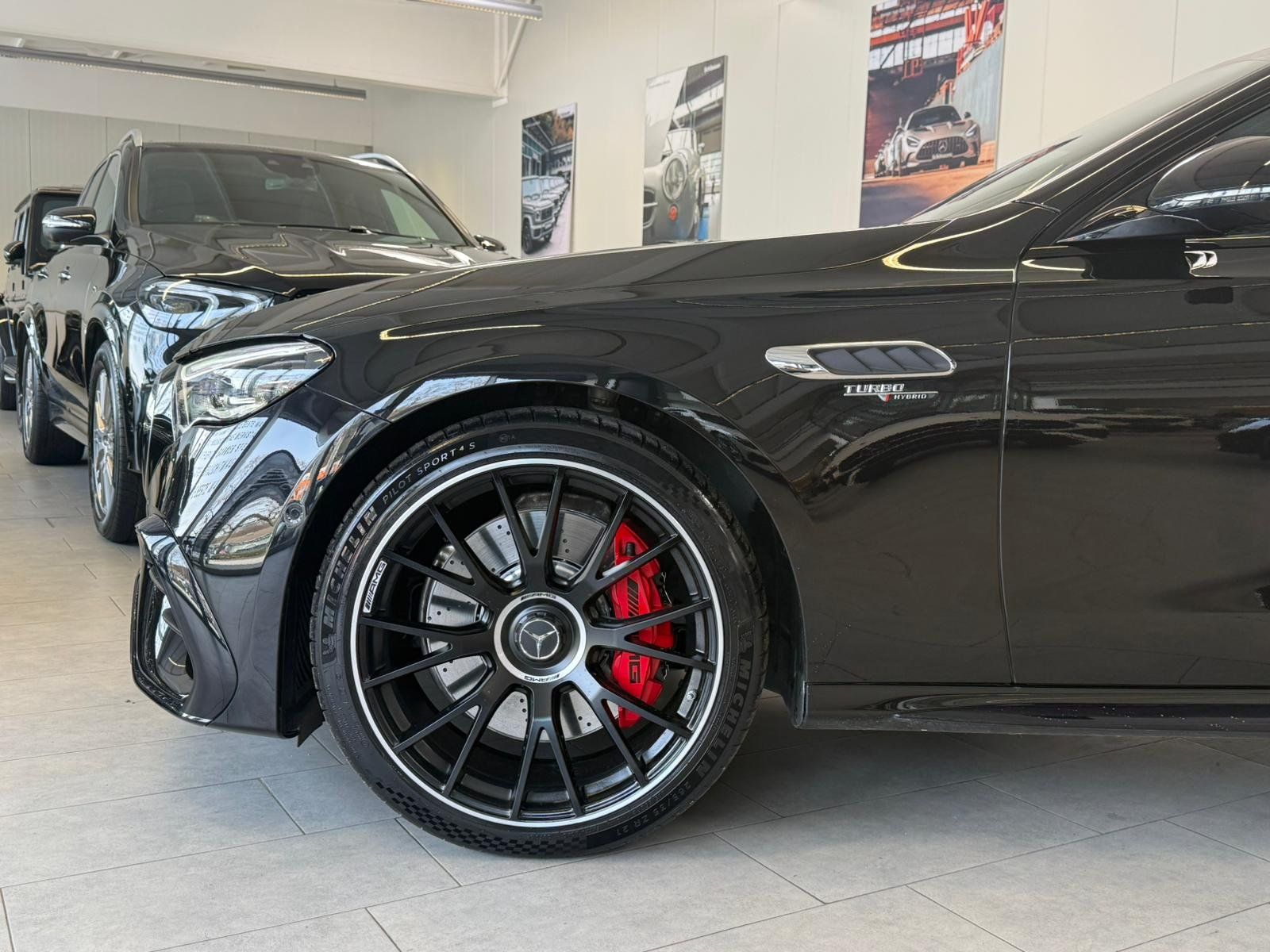 Fahrzeugabbildung Mercedes-Benz E53 4M+ DRIVERS+BURM4D+DISTR+HUD+PANO+MEMORY+360