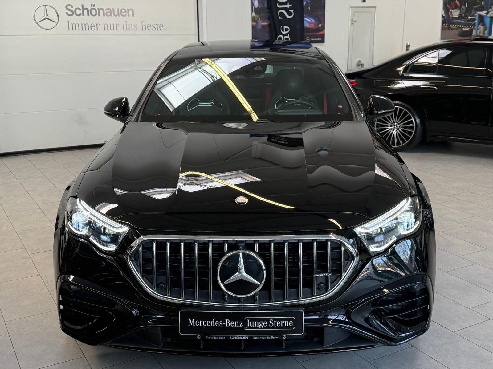 Fahrzeugabbildung Mercedes-Benz E53 4M+ DRIVERS+BURM4D+DISTR+HUD+PANO+MEMORY+360