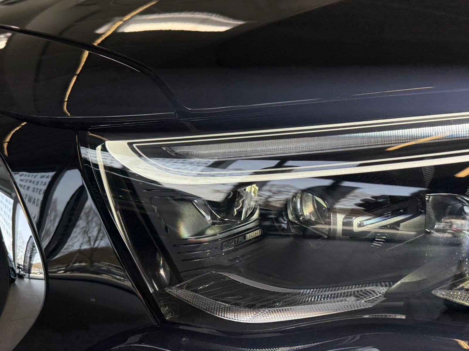 Fahrzeugabbildung Mercedes-Benz E53 4M+ DRIVERS+BURM4D+DISTR+HUD+PANO+MEMORY+360