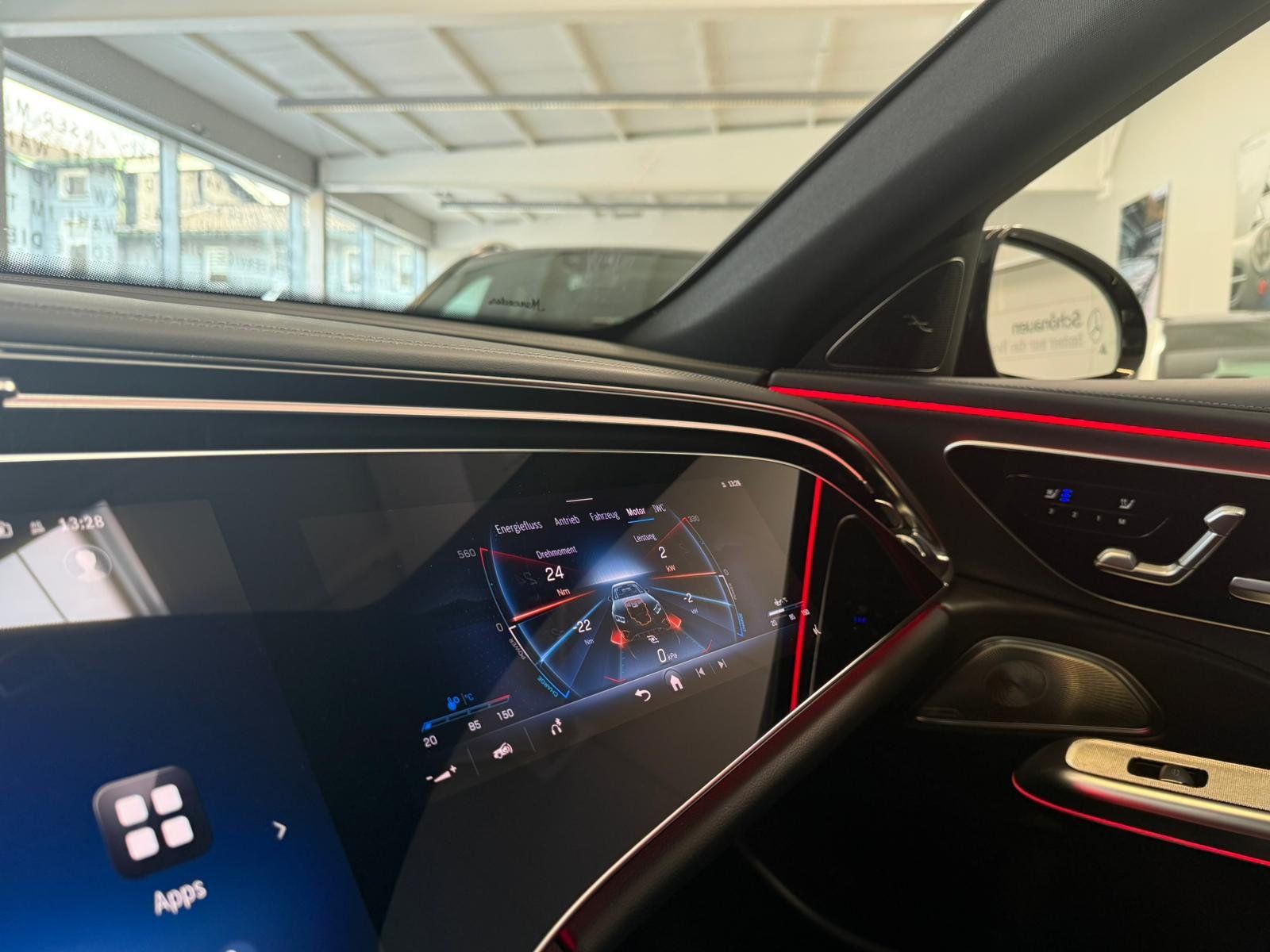 Fahrzeugabbildung Mercedes-Benz E53 4M+ DRIVERS+BURM4D+DISTR+HUD+PANO+MEMORY+360