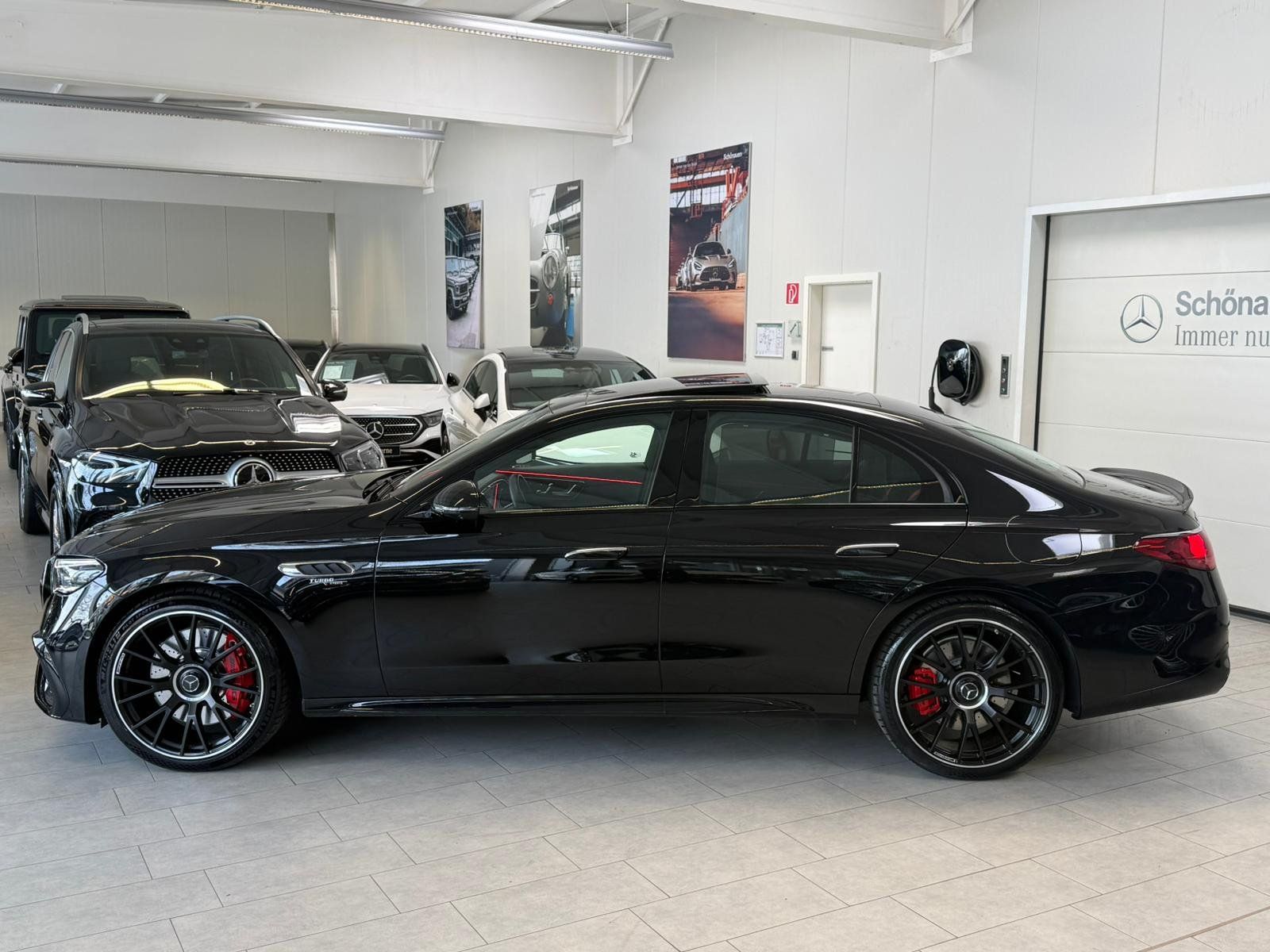 Fahrzeugabbildung Mercedes-Benz E53 4M+ DRIVERS+BURM4D+DISTR+HUD+PANO+MEMORY+360