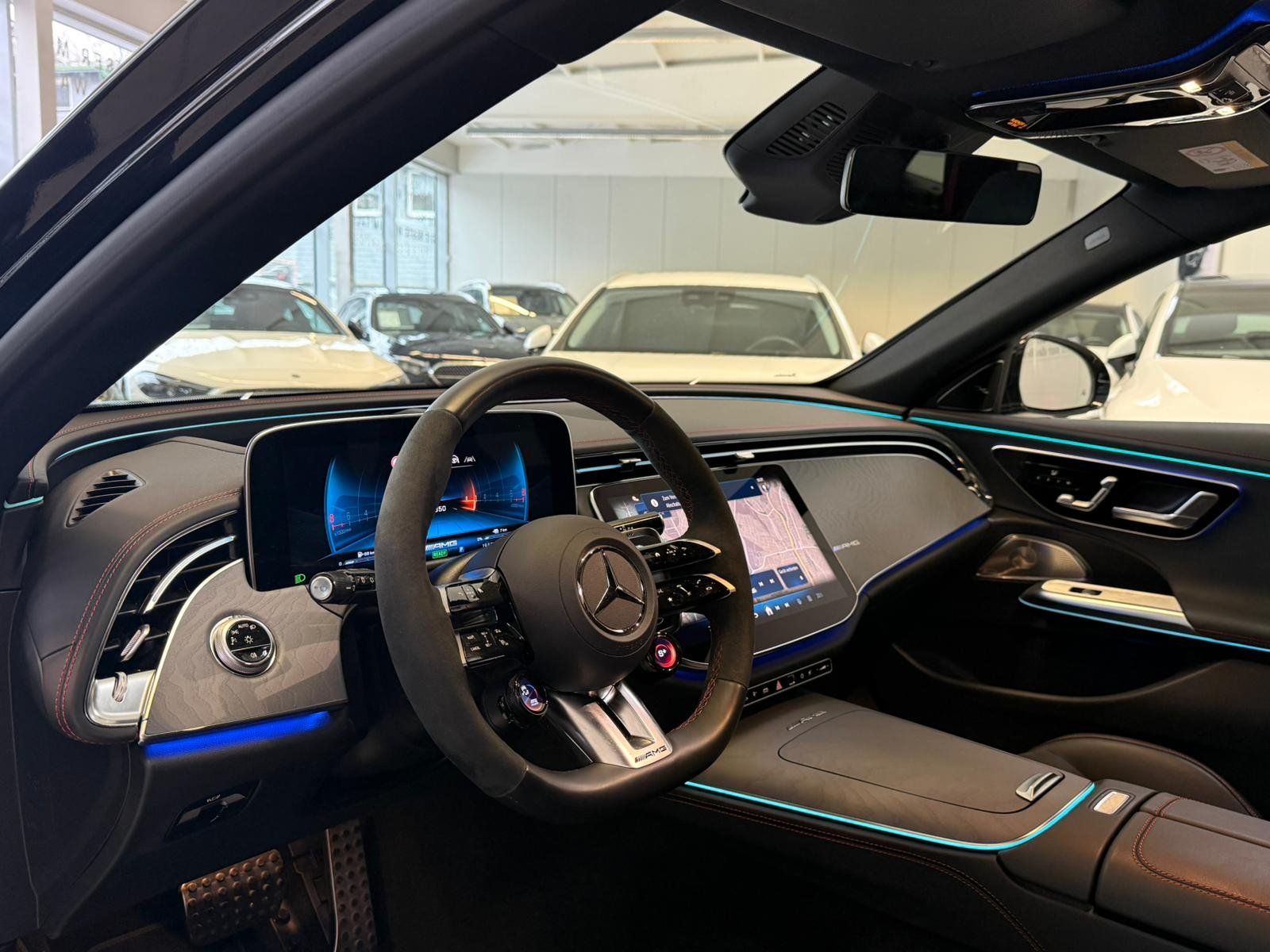 Fahrzeugabbildung Mercedes-Benz E 53 4M+ T DISTR+BURM4D+AHK+HUD+MEMORY+KEYLESS