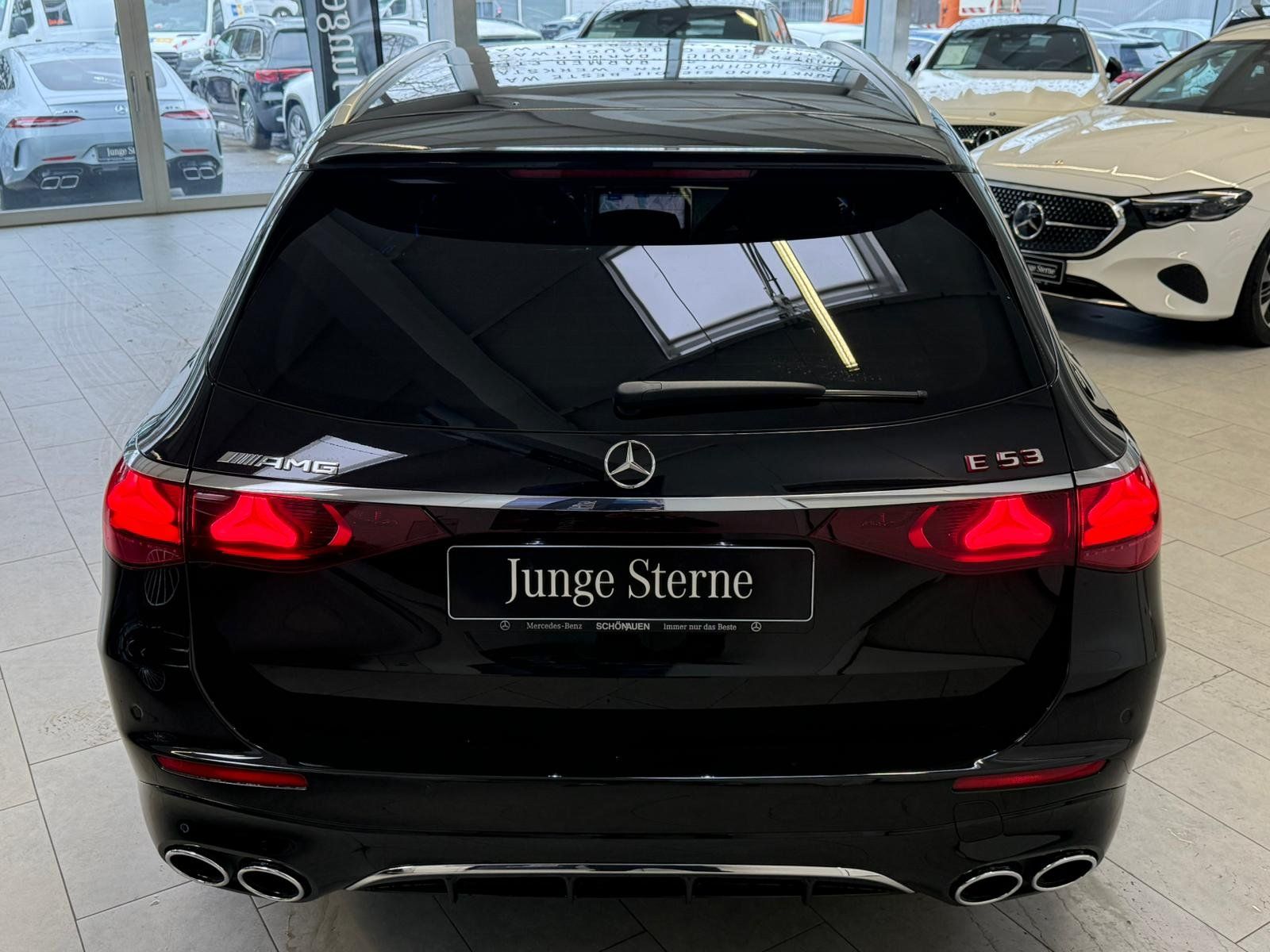 Fahrzeugabbildung Mercedes-Benz E 53 4M+ T DISTR+BURM4D+AHK+HUD+MEMORY+KEYLESS