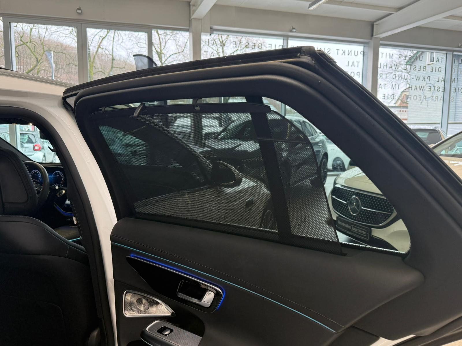 Fahrzeugabbildung Mercedes-Benz E 53 4M+ T DISTR+BURM4D+AHK+PANO+HUD+MEMORY+360°