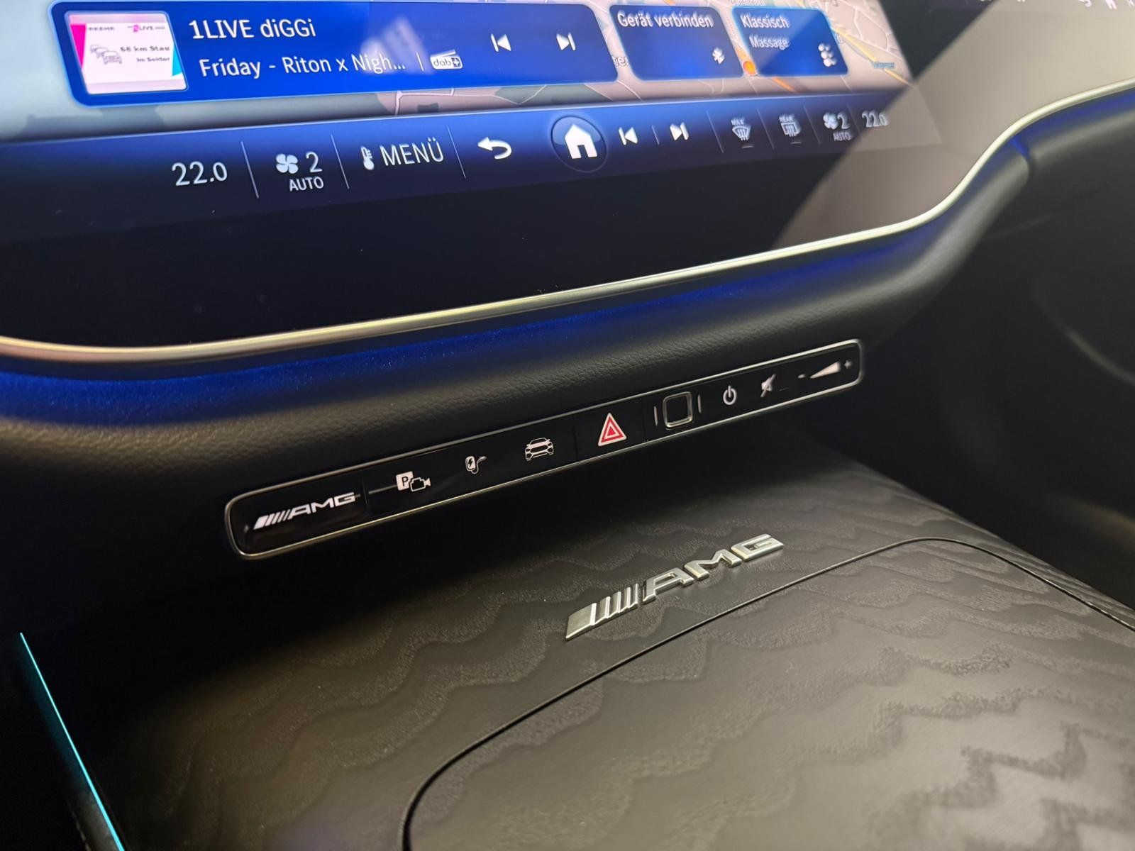 Fahrzeugabbildung Mercedes-Benz E 53 4M+ T DISTR+BURM4D+AHK+PANO+HUD+MEMORY+360°