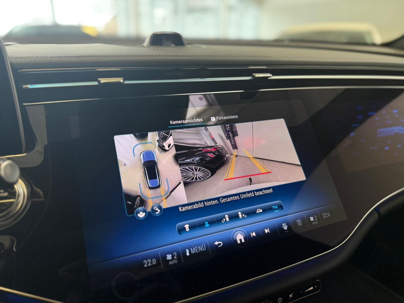 Fahrzeugabbildung Mercedes-Benz E 53 4M+ T DISTR+BURM4D+AHK+PANO+HUD+MEMORY+360°