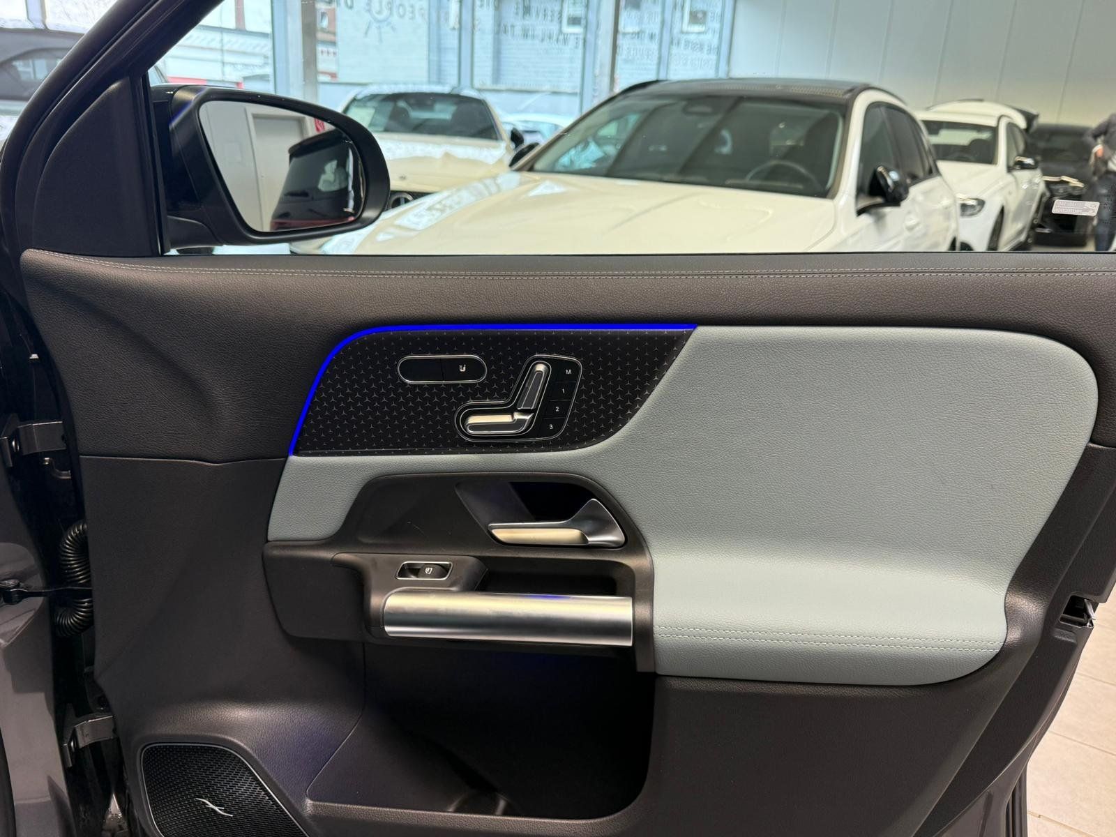 Fahrzeugabbildung Mercedes-Benz GLA 220 d 4M AMG DISTR+PANO+BURM+MEMORY+HUD+EDW