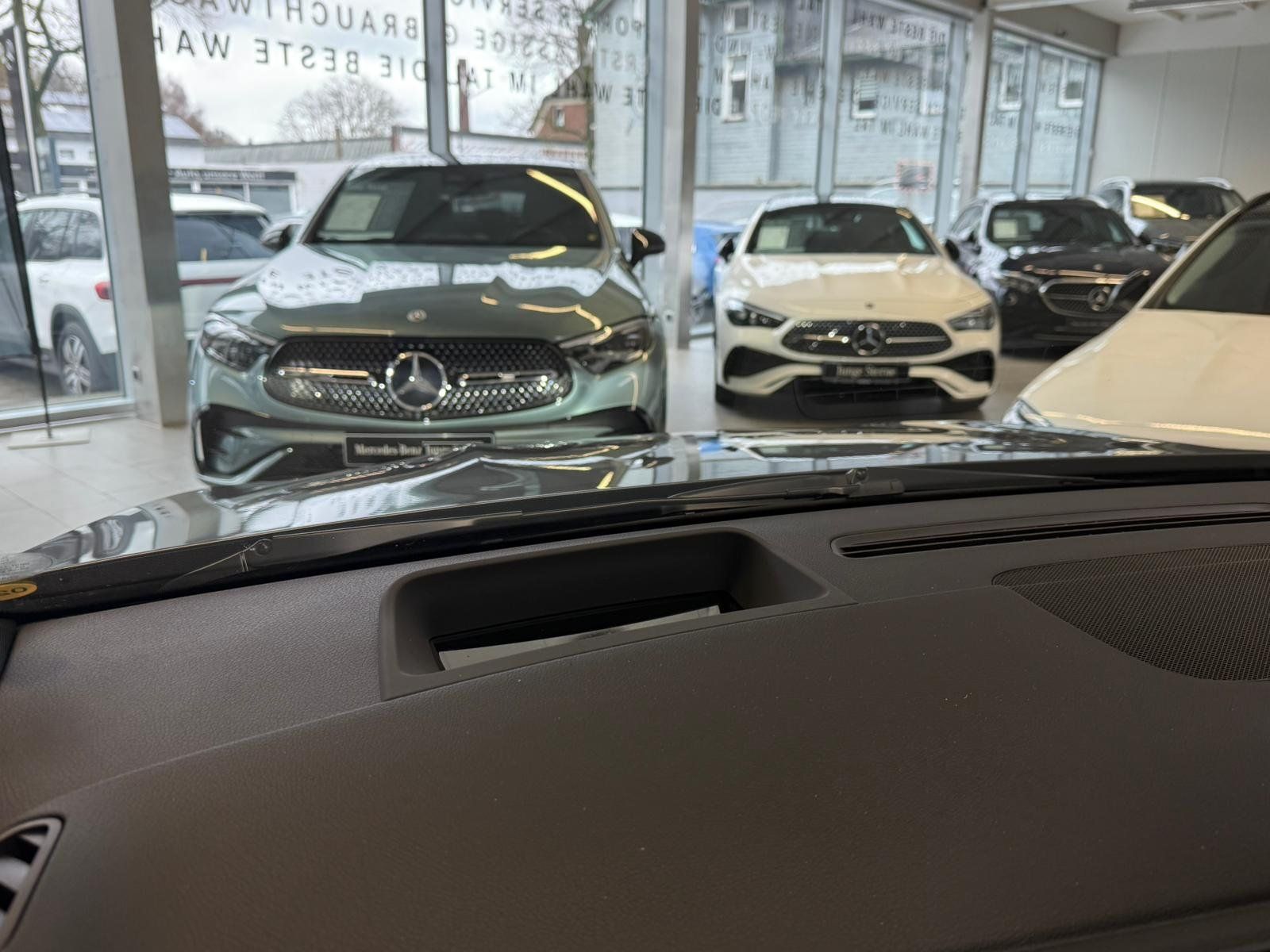 Fahrzeugabbildung Mercedes-Benz GLA 220 d 4M AMG DISTR+PANO+BURM+MEMORY+HUD+EDW