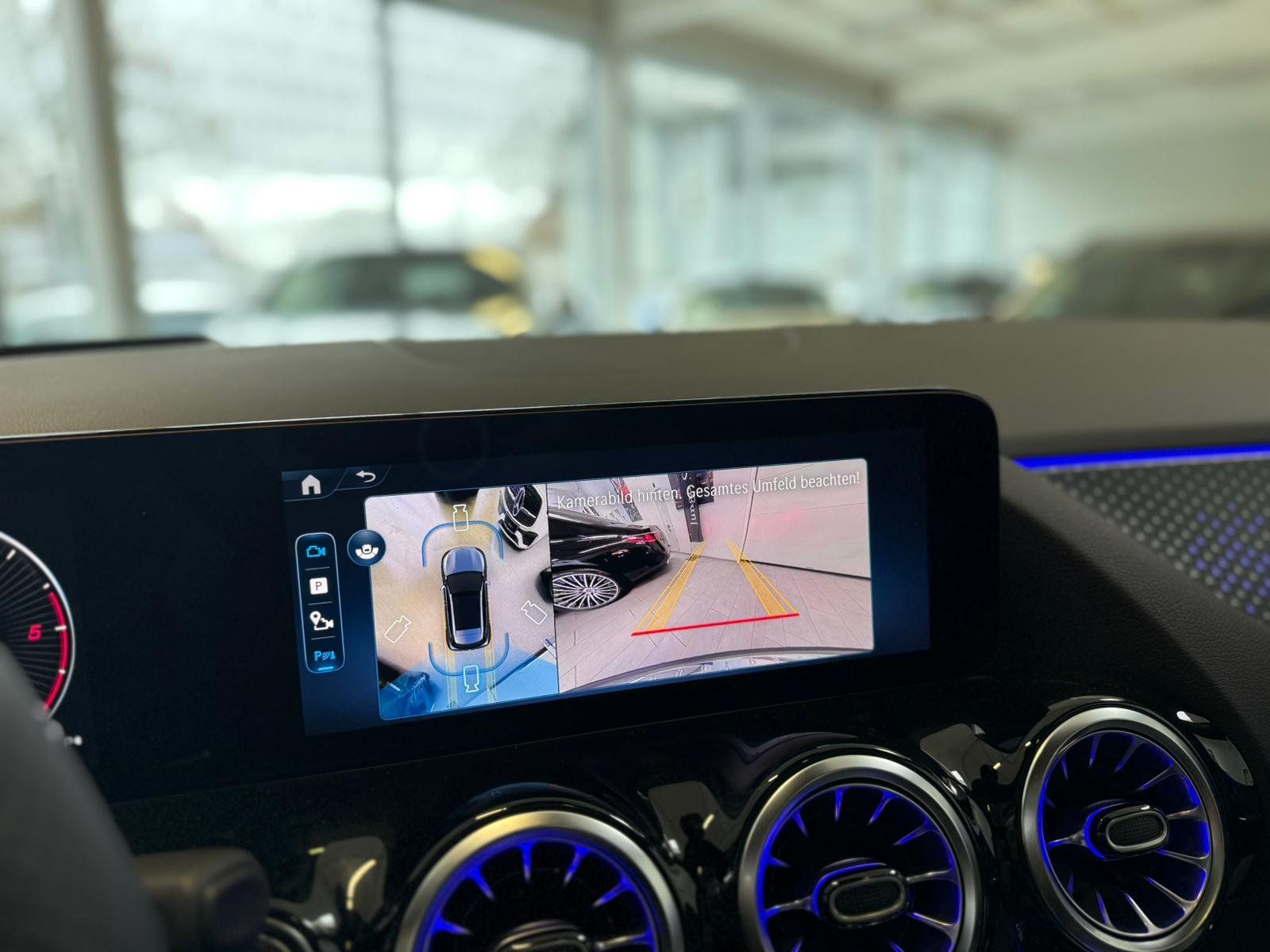 Fahrzeugabbildung Mercedes-Benz GLA 220 d 4M AMG DISTR+PANO+BURM+MEMORY+HUD+EDW