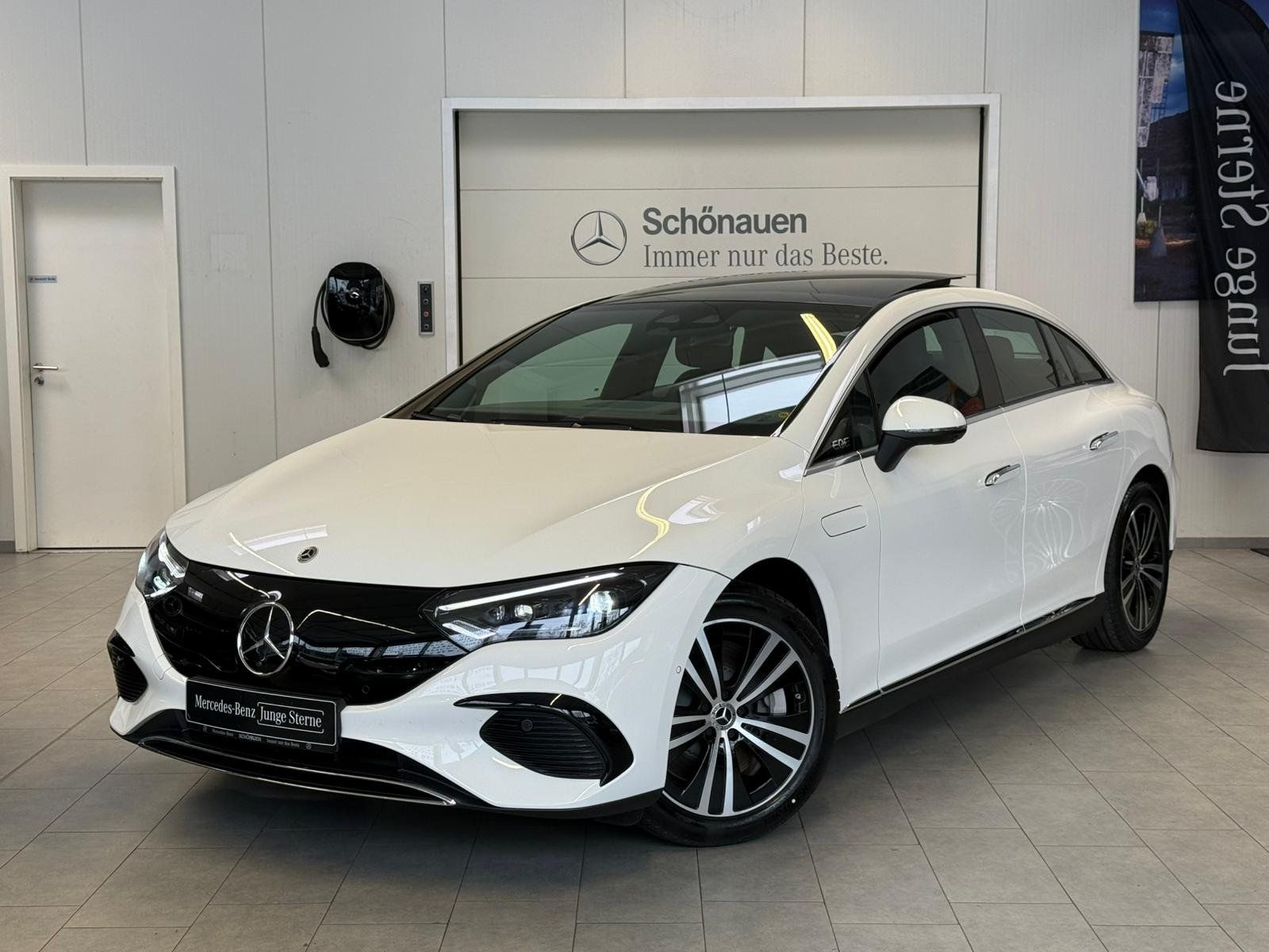 Mercedes-Benz EQE 300 PREMIUMPLUS+PANO+DISTR+BURM+MEMORY+HUD