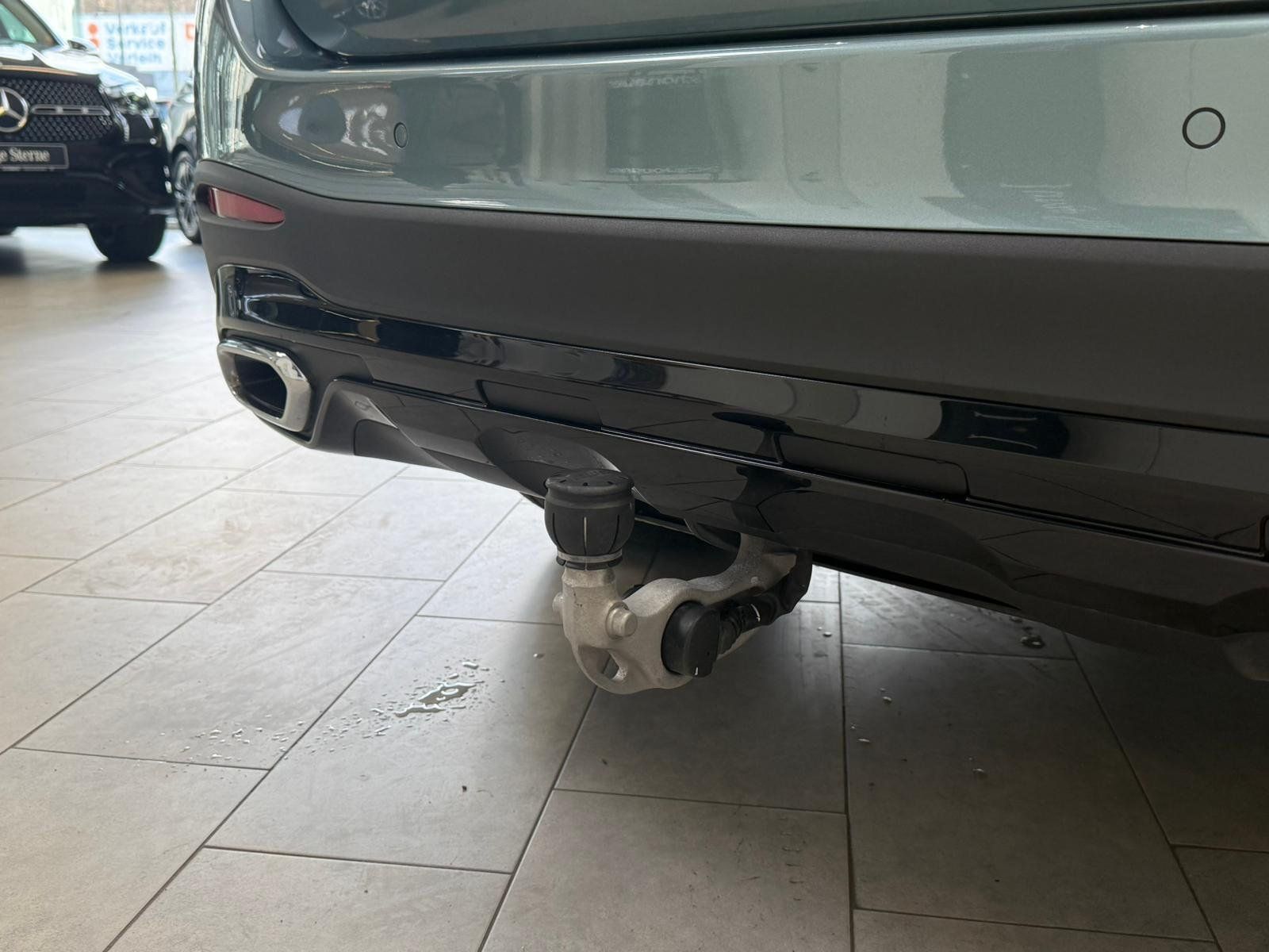 Fahrzeugabbildung Mercedes-Benz GLC 300 4M AMG BURM+PANO+AHK+HUD+MEMORY+KEYLESS