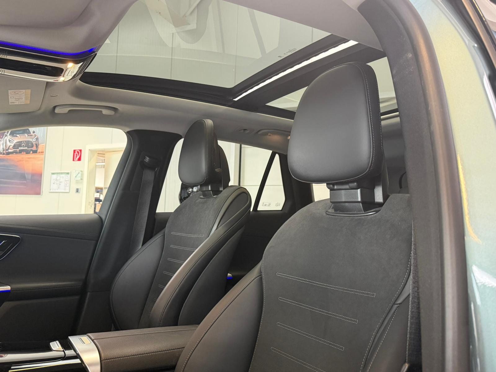 Fahrzeugabbildung Mercedes-Benz GLC 300 4M AMG BURM+PANO+AHK+HUD+MEMORY+KEYLESS