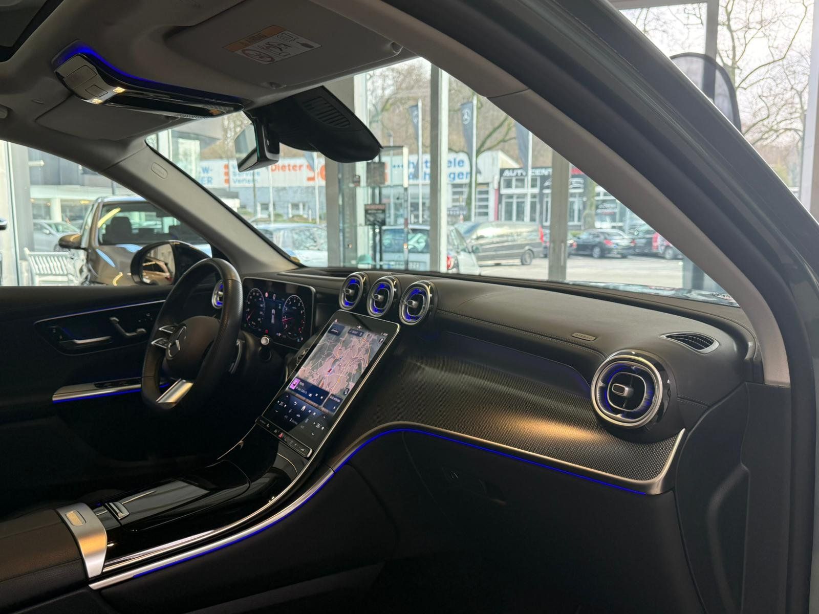 Fahrzeugabbildung Mercedes-Benz GLC 300 4M AMG BURM+PANO+AHK+HUD+MEMORY+KEYLESS