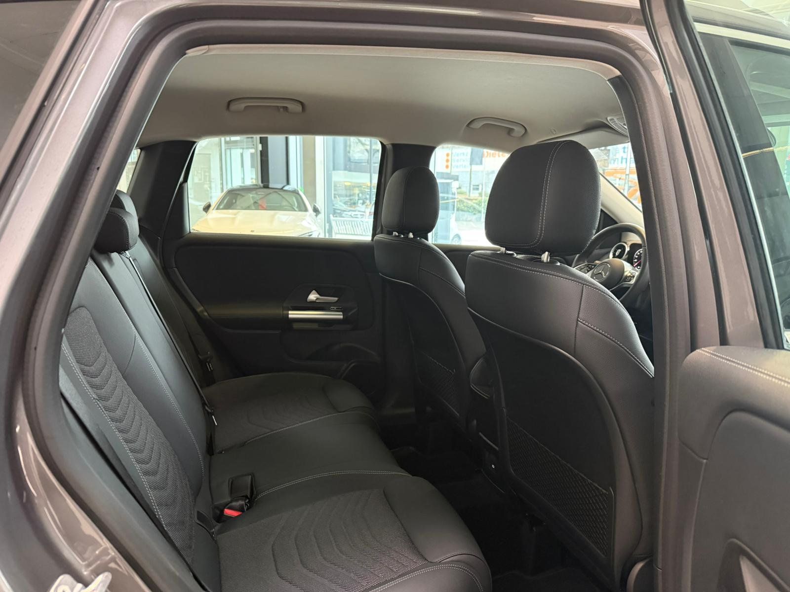 Fahrzeugabbildung Mercedes-Benz B 200 d PROGRESSIVE+DISTR+MEMORY+FAP+TOTW+KAMERA