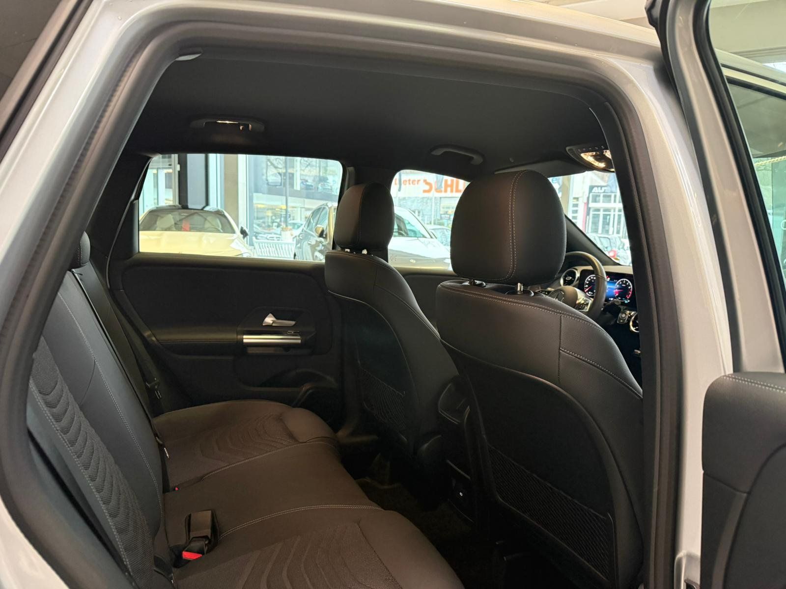 Fahrzeugabbildung Mercedes-Benz B200 PROGRESSIVE KAMERA+LED+EASYPACK+CARPLAY+DAB