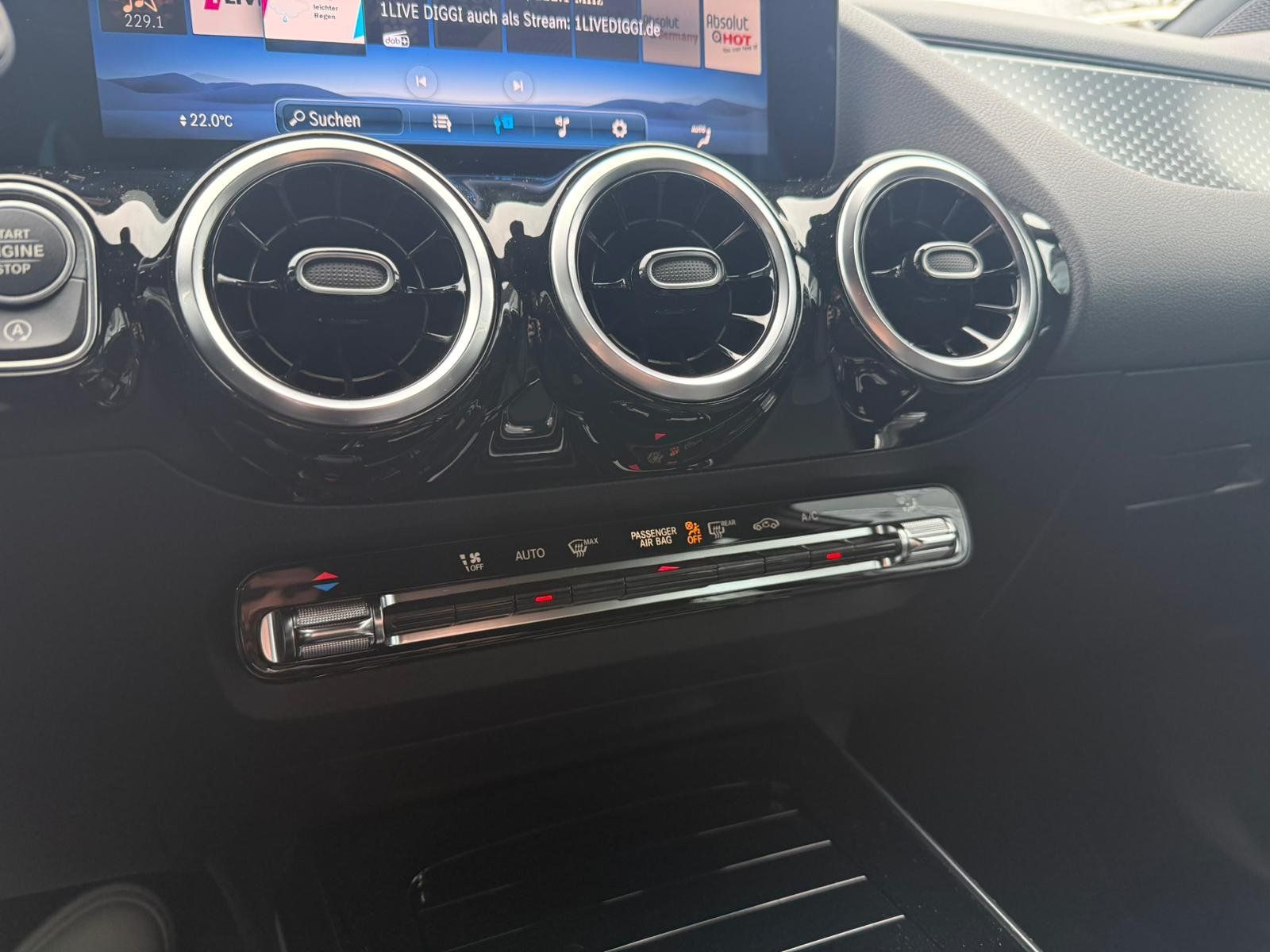 Fahrzeugabbildung Mercedes-Benz B200 PROGRESSIVE KAMERA+LED+EASYPACK+CARPLAY+DAB