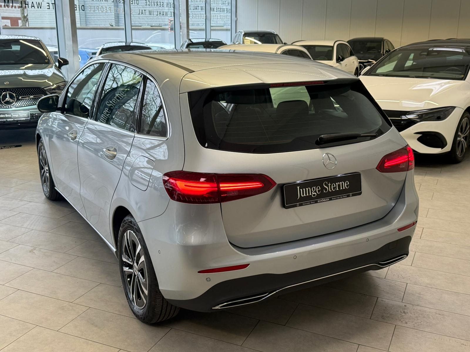 Fahrzeugabbildung Mercedes-Benz B200 PROGRESSIVE KAMERA+LED+EASYPACK+CARPLAY+DAB