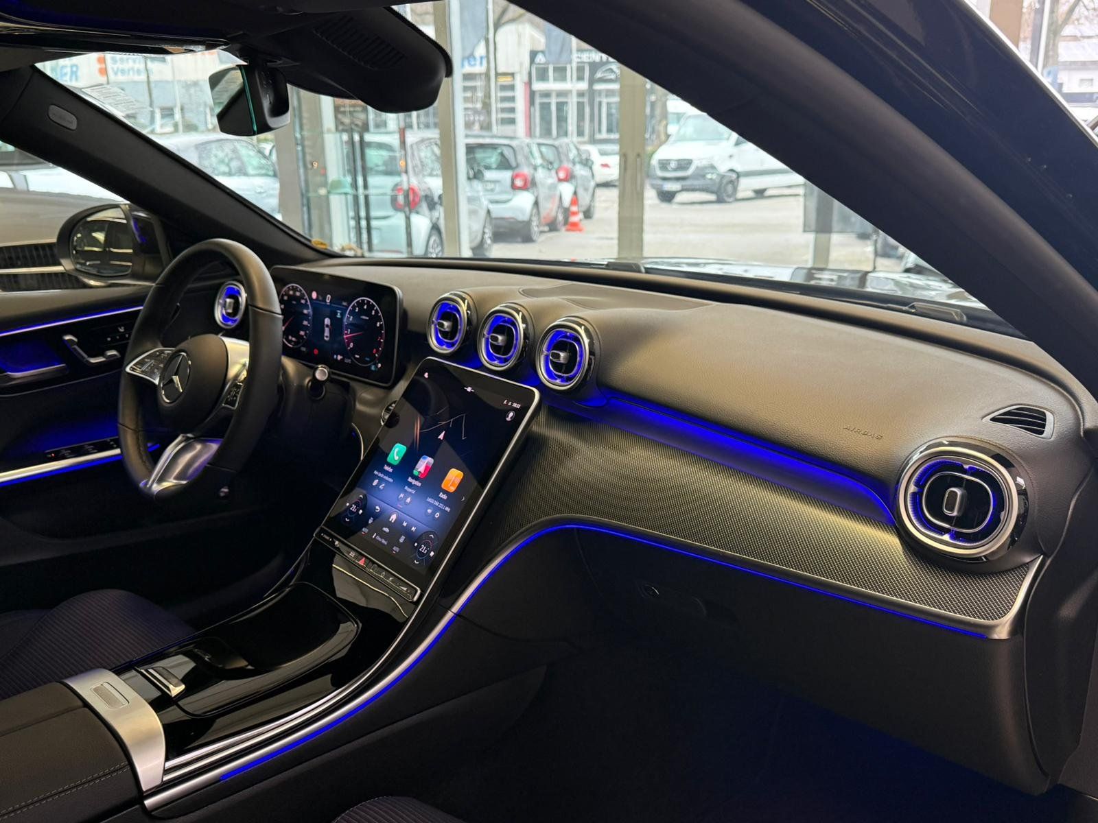 Fahrzeugabbildung Mercedes-Benz C 180 AVANTGARDE ADV.PLUS+KEYLESS+MEMORY+TOTW