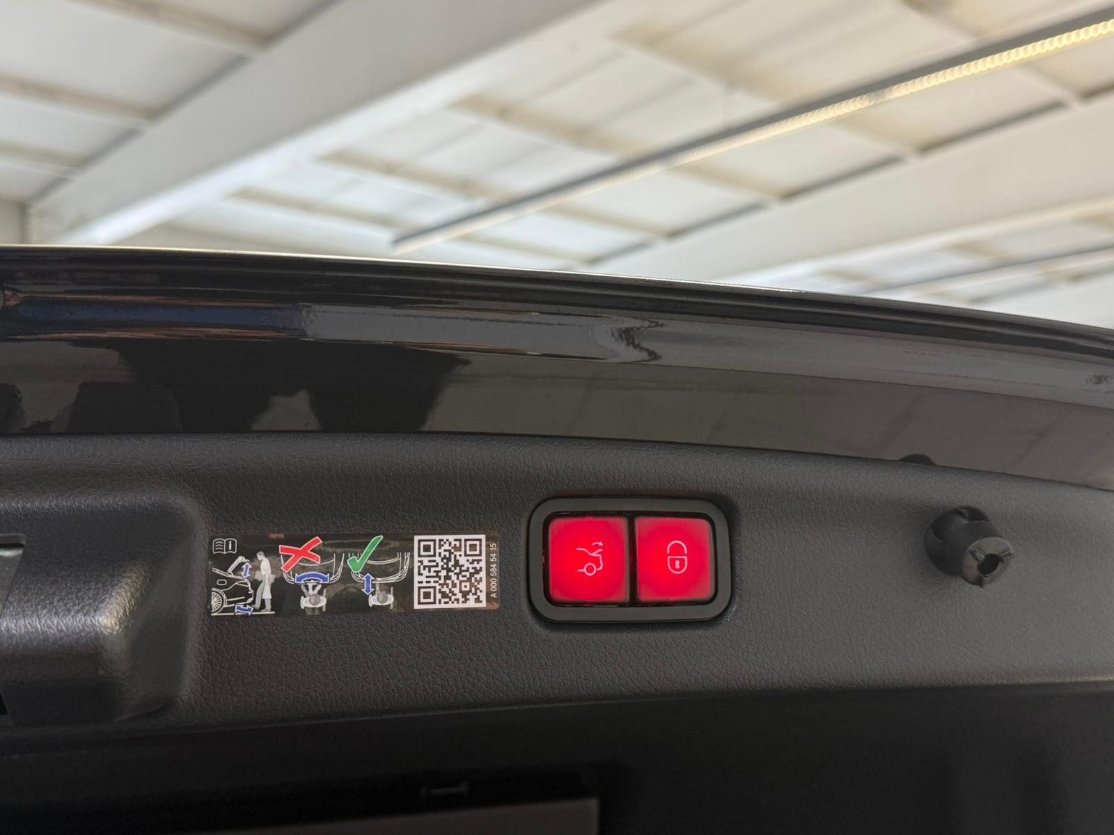 Fahrzeugabbildung Mercedes-Benz C 180 AVANTGARDE ADV.PLUS+KEYLESS+MEMORY+TOTW