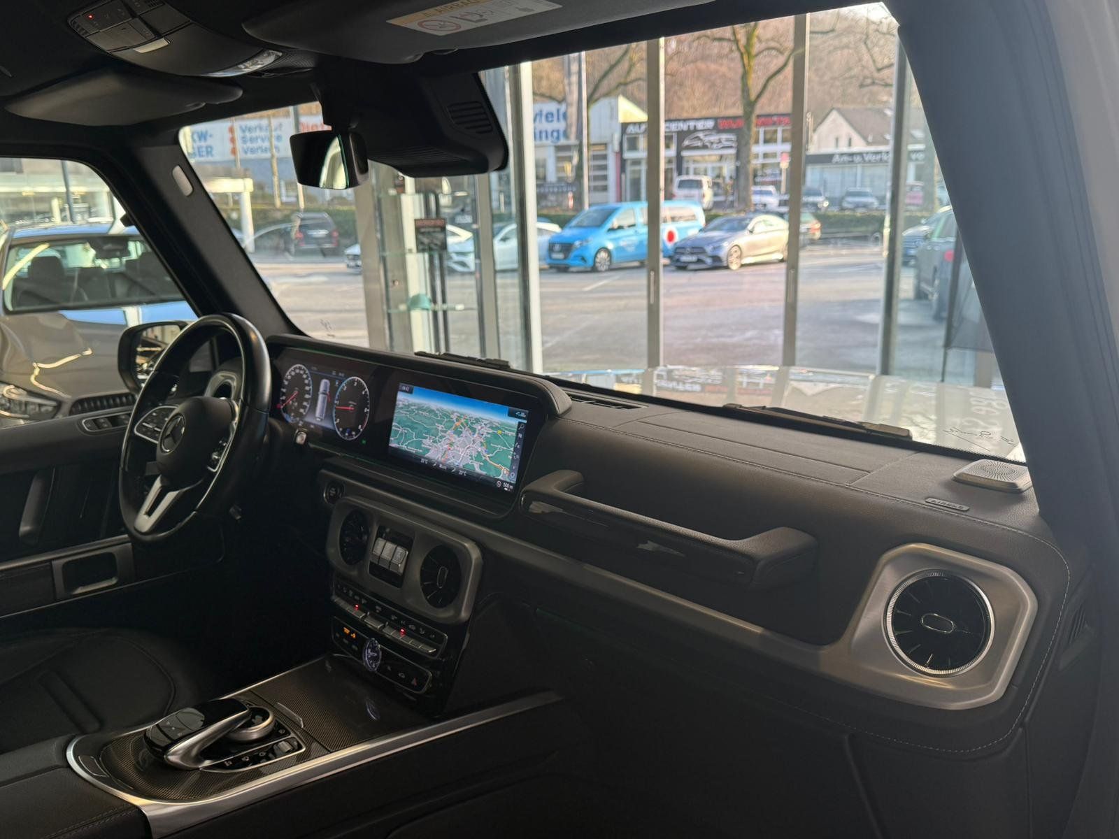 Fahrzeugabbildung Mercedes-Benz G 350 d AMG 20"+DISTR+AHK+MBEAM+SHD+MEMORY+360°