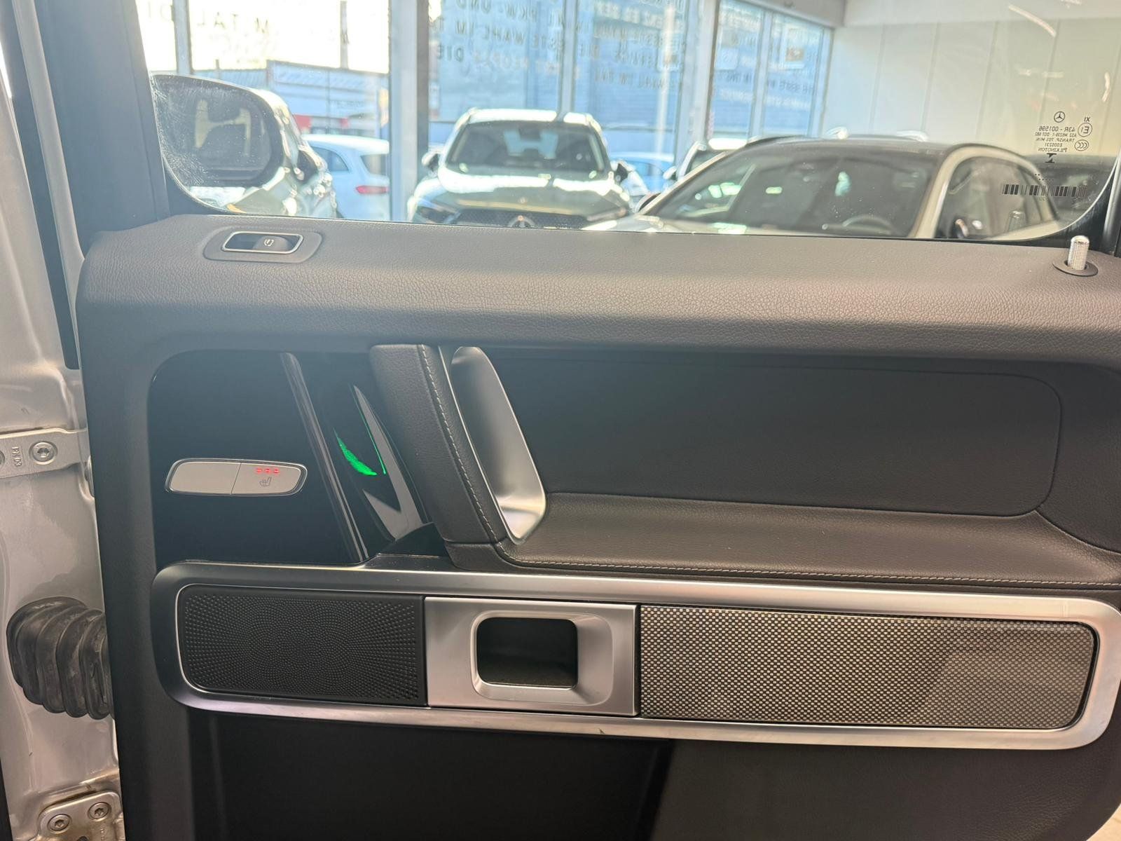 Fahrzeugabbildung Mercedes-Benz G 350 d AMG 20"+DISTR+AHK+MBEAM+SHD+MEMORY+360°