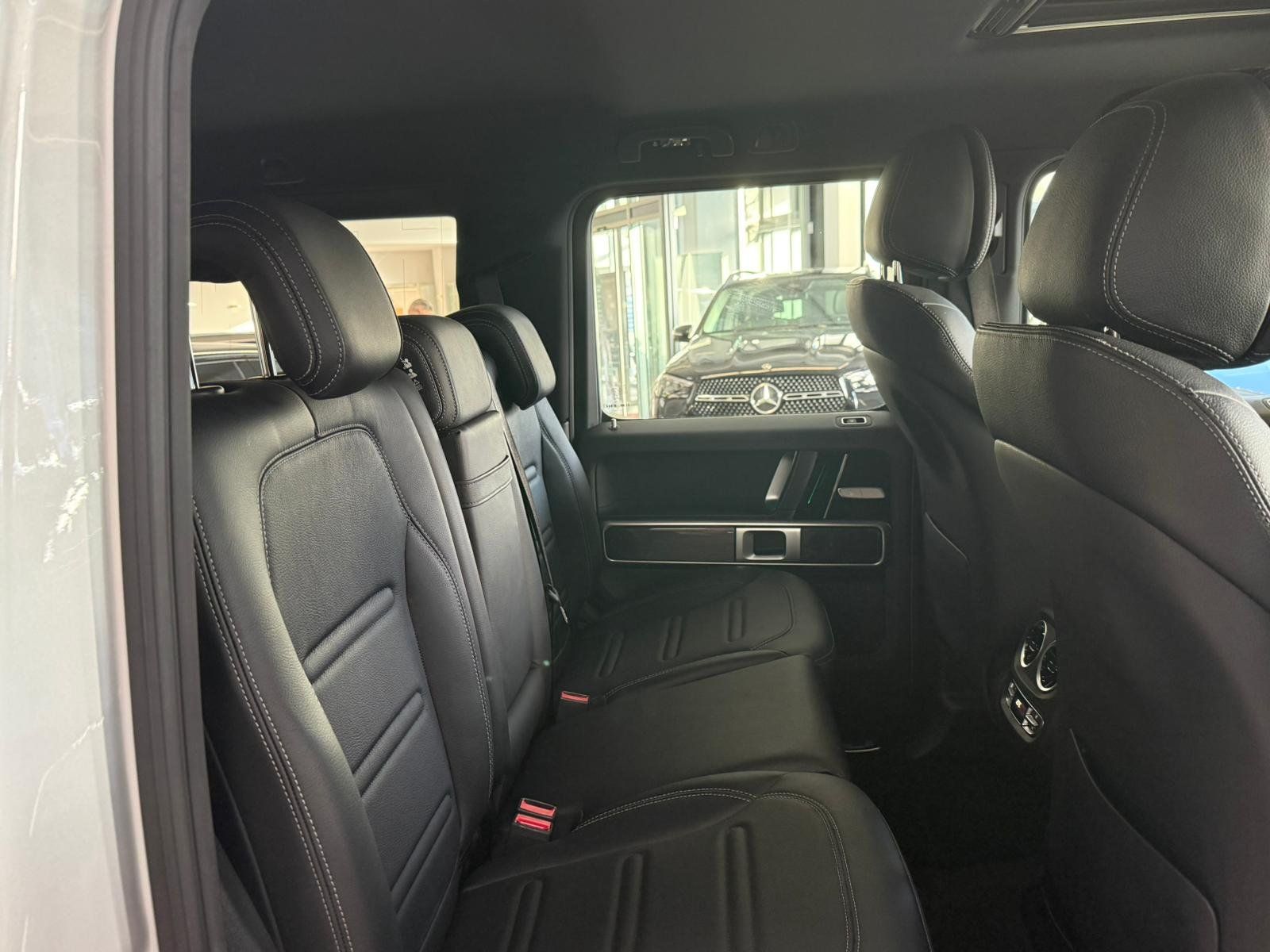 Fahrzeugabbildung Mercedes-Benz G 350 d AMG 20"+DISTR+AHK+MBEAM+SHD+MEMORY+360°