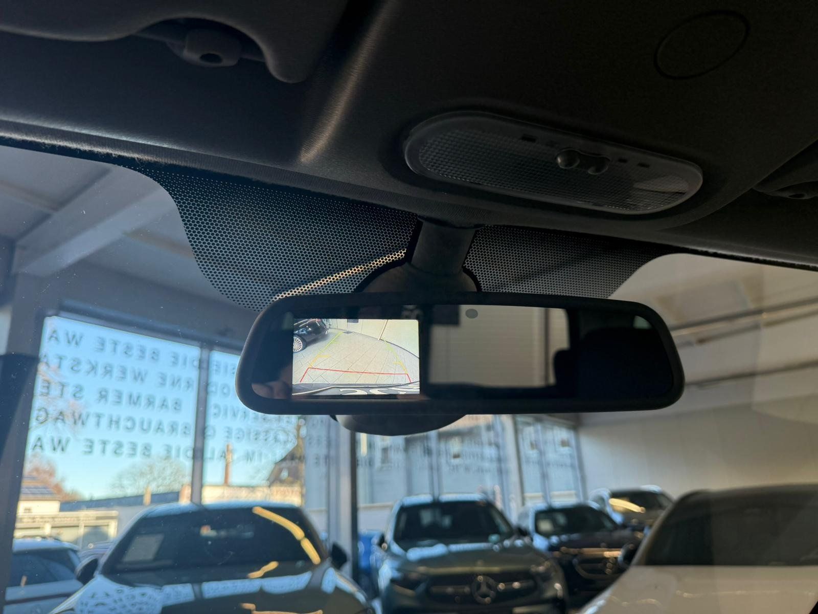 Fahrzeugabbildung Mercedes-Benz 111 CDI Lang TOURER EDITION+KAMERA+NAVI+DAB