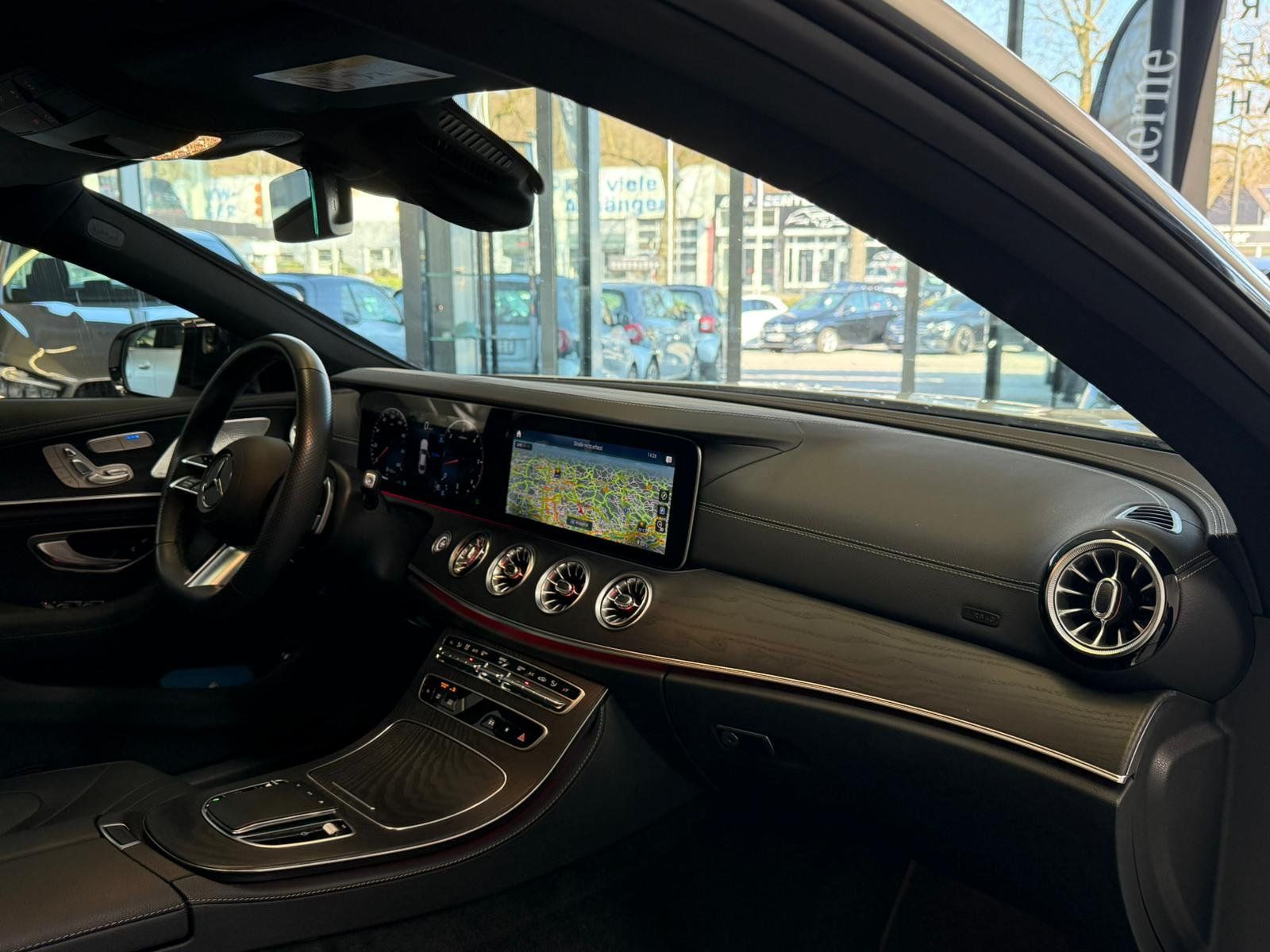 Fahrzeugabbildung Mercedes-Benz CLS 400 d 4M AMG DISTR+BURM+NIGHT+SHD+MBEAM+FAP