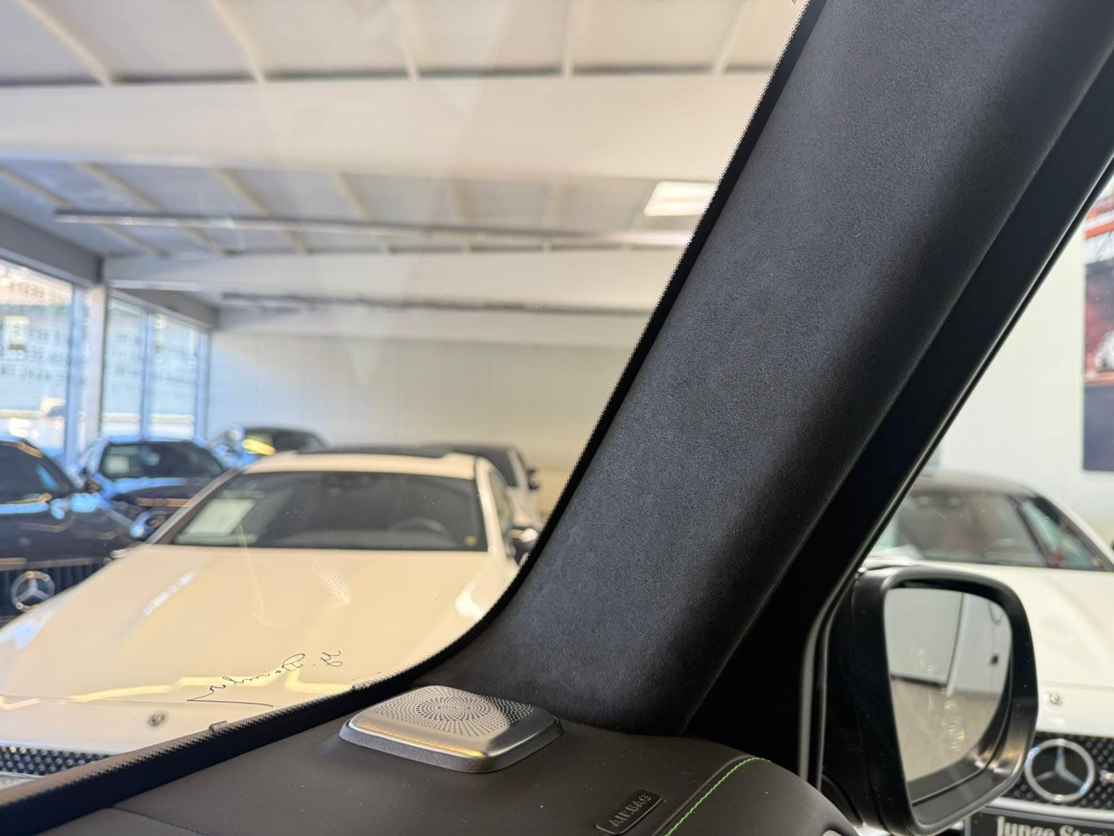 Fahrzeugabbildung Mercedes-Benz Mercedes-AMG G 63 MANUFKT.+SUPERIOR+STDHZ+NIGHT