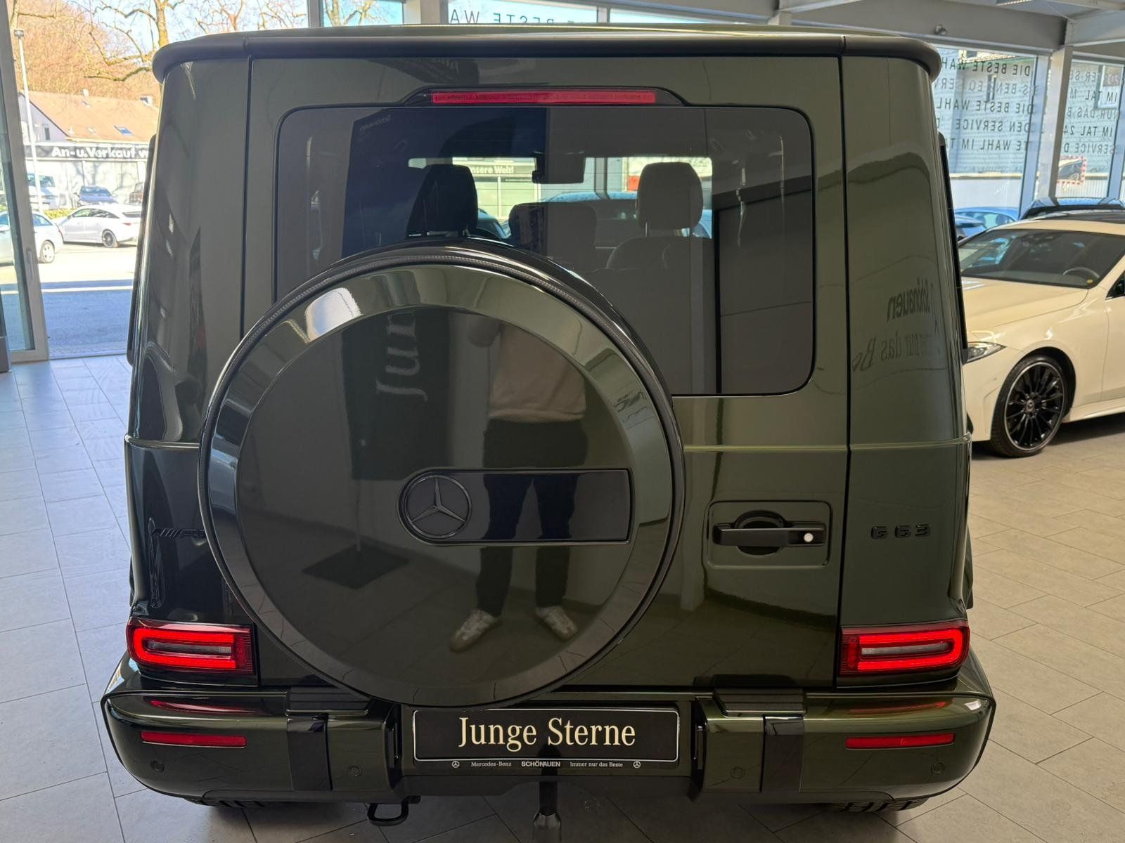 Fahrzeugabbildung Mercedes-Benz Mercedes-AMG G 63 MANUFKT.+SUPERIOR+STDHZ+NIGHT