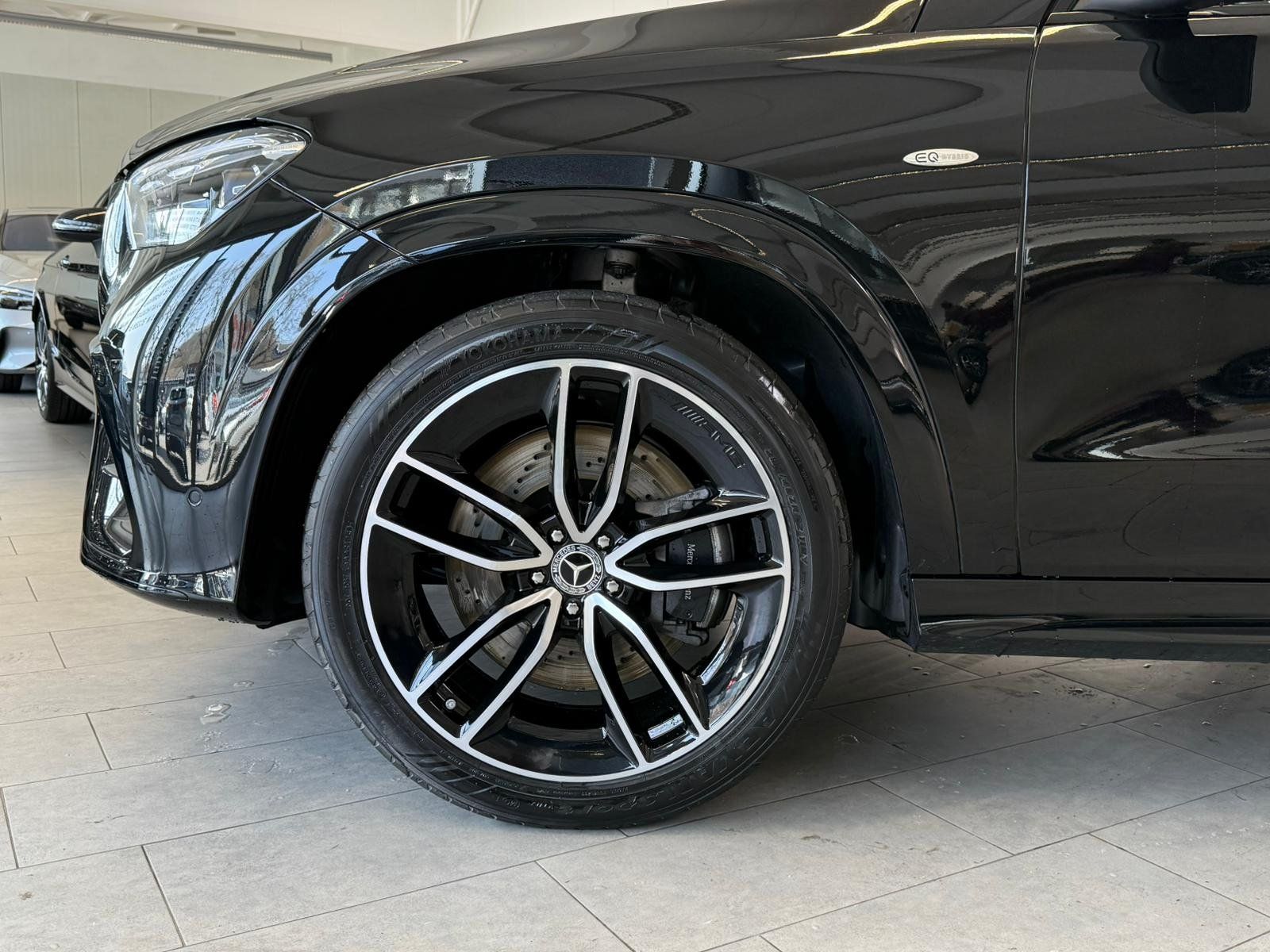 Fahrzeugabbildung Mercedes-Benz GLE 350 de 4M AMG+AIRMAT+PANO+BURM+AHK+DISTR+22