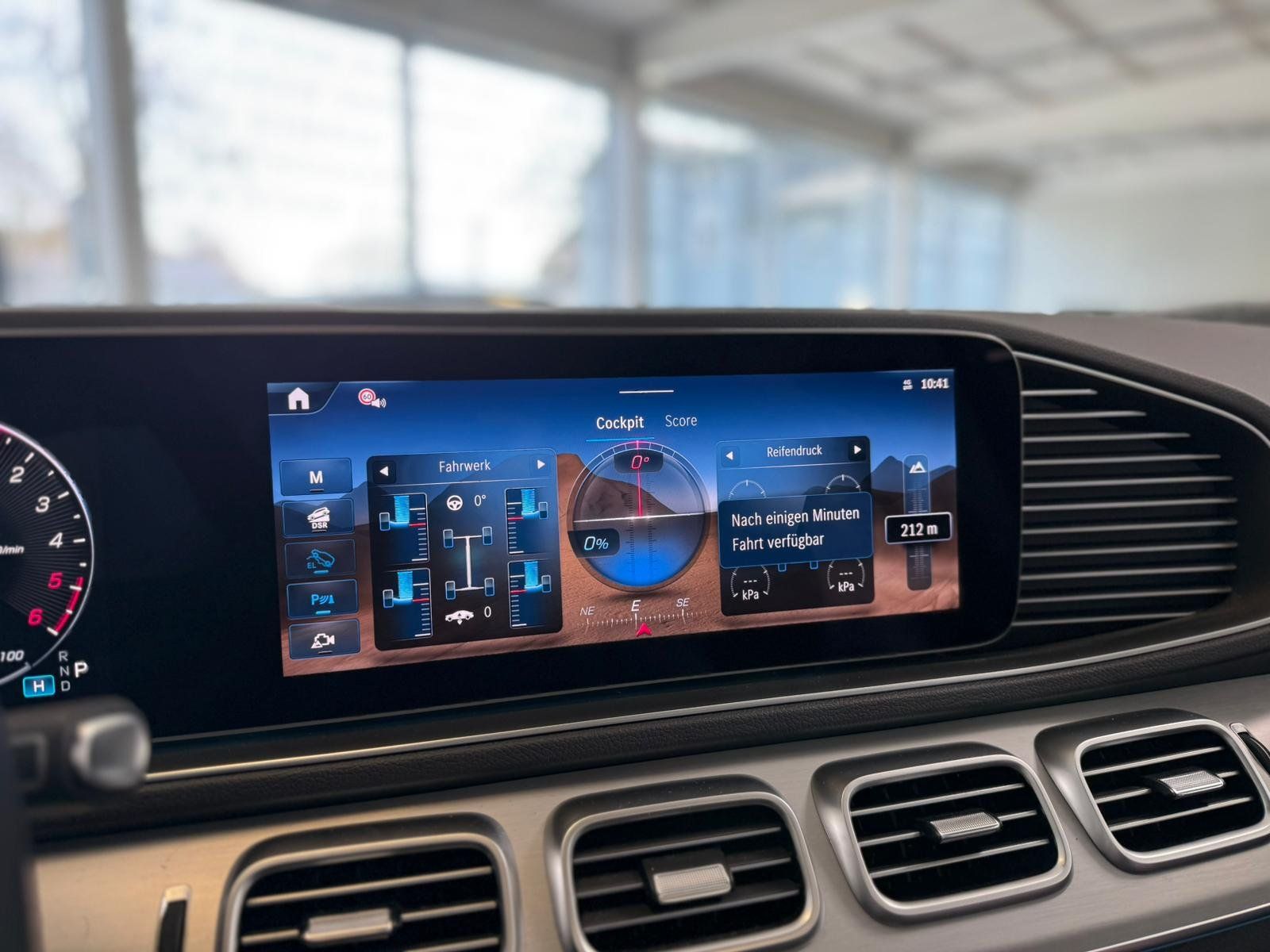 Fahrzeugabbildung Mercedes-Benz GLE 350 de 4M AMG+AIRMAT+PANO+BURM+AHK+DISTR+22