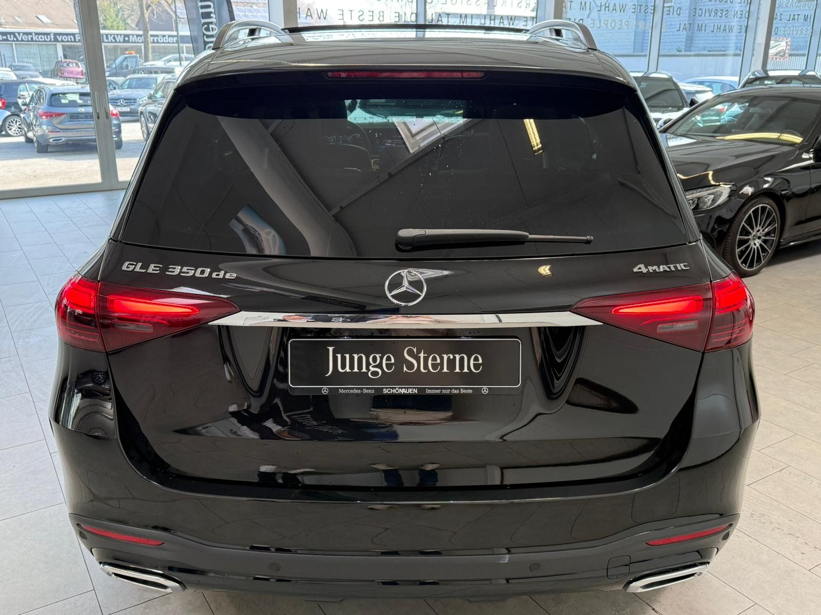 Fahrzeugabbildung Mercedes-Benz GLE 350 de 4M AMG+AIRMAT+PANO+BURM+AHK+DISTR+22