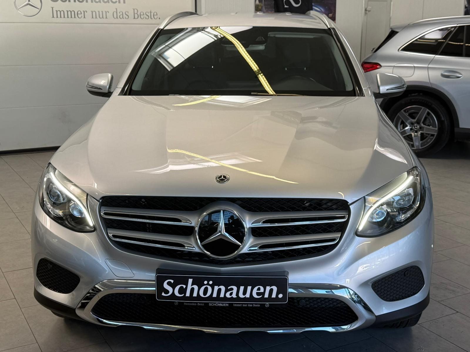 Fahrzeugabbildung Mercedes-Benz GLC 250 d Exclusive 4M DISTR+AHK+LED+EDW+KAMERA