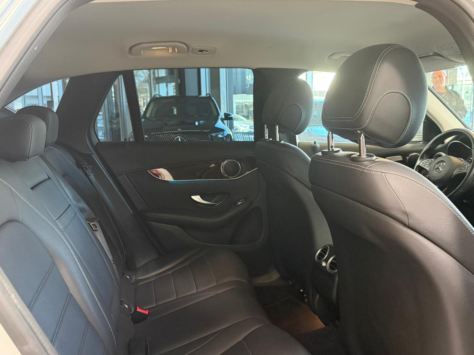 Fahrzeugabbildung Mercedes-Benz GLC 250 d Exclusive 4M DISTR+AHK+LED+EDW+KAMERA