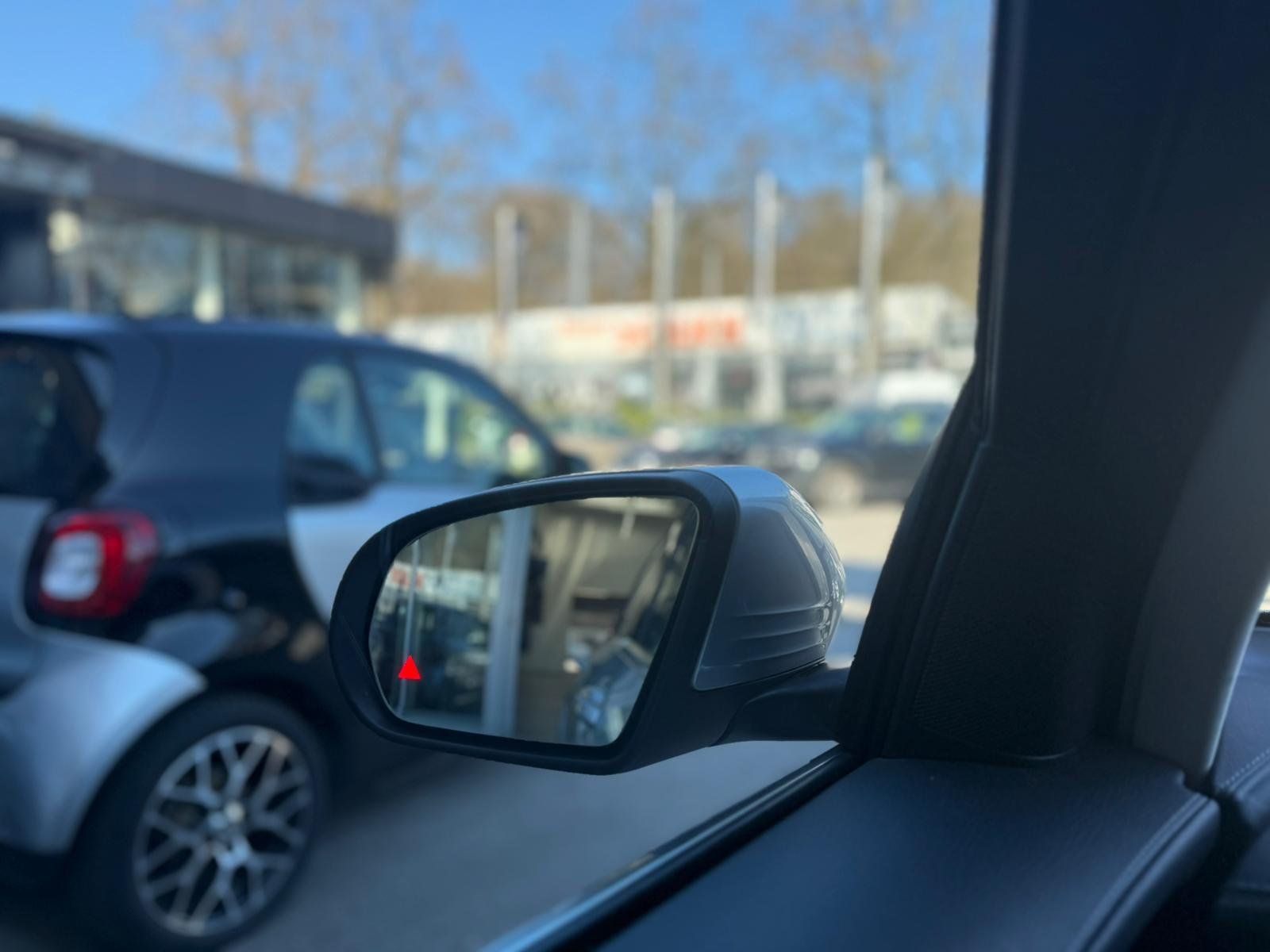 Fahrzeugabbildung Mercedes-Benz GLC 250 d Exclusive 4M DISTR+AHK+LED+EDW+KAMERA