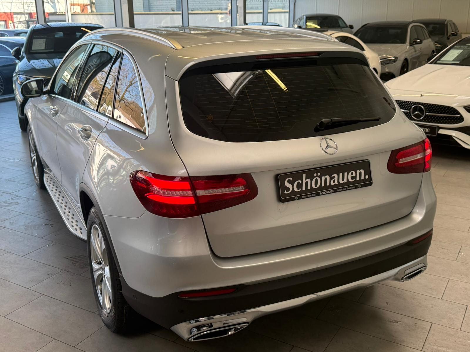 Fahrzeugabbildung Mercedes-Benz GLC 250 d Exclusive 4M DISTR+AHK+LED+EDW+KAMERA