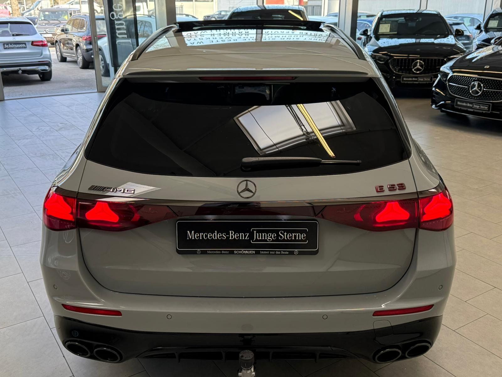 Fahrzeugabbildung Mercedes-Benz E53 Hybrid 4M+ T DISTR+PANO+HUD+AHK+BURM4D+NIGHT