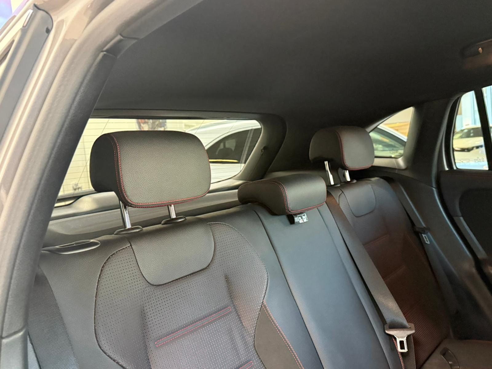 Fahrzeugabbildung Mercedes-Benz GLA 250 4M Edition 1 AMG LED+AHK+KAMERA+KEYLESS