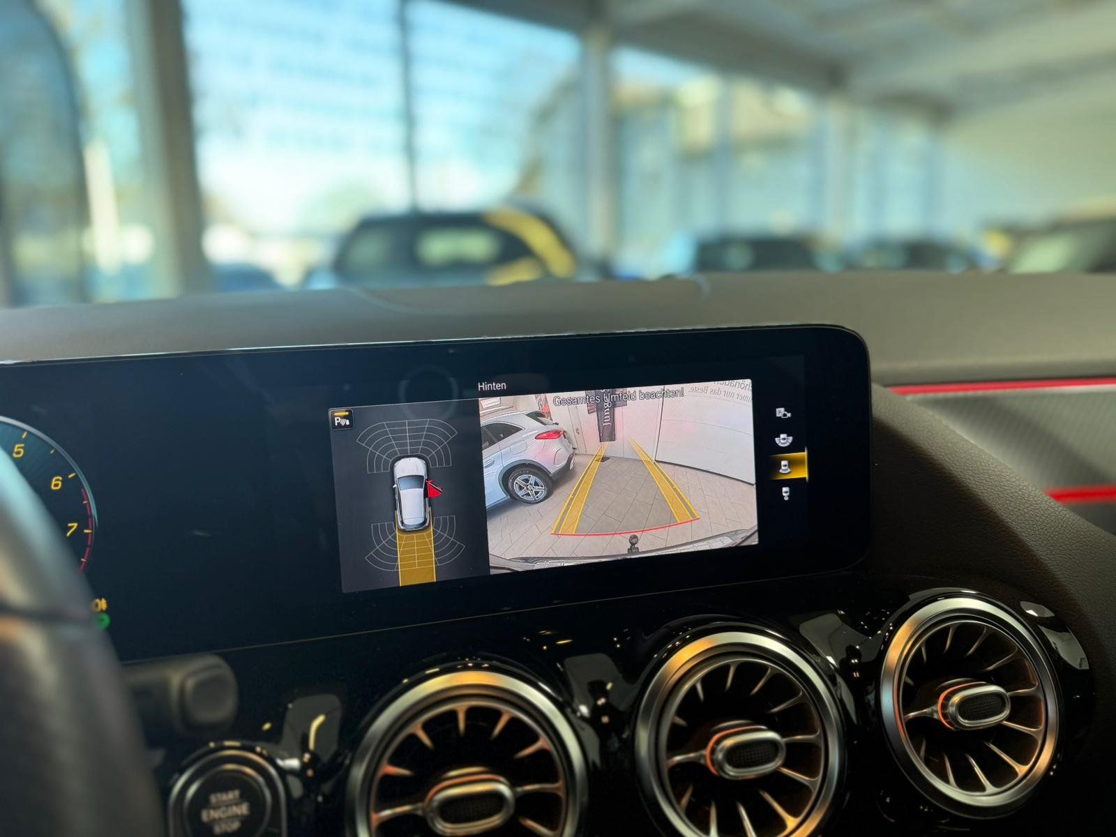 Fahrzeugabbildung Mercedes-Benz GLA 250 4M Edition 1 AMG LED+AHK+KAMERA+KEYLESS