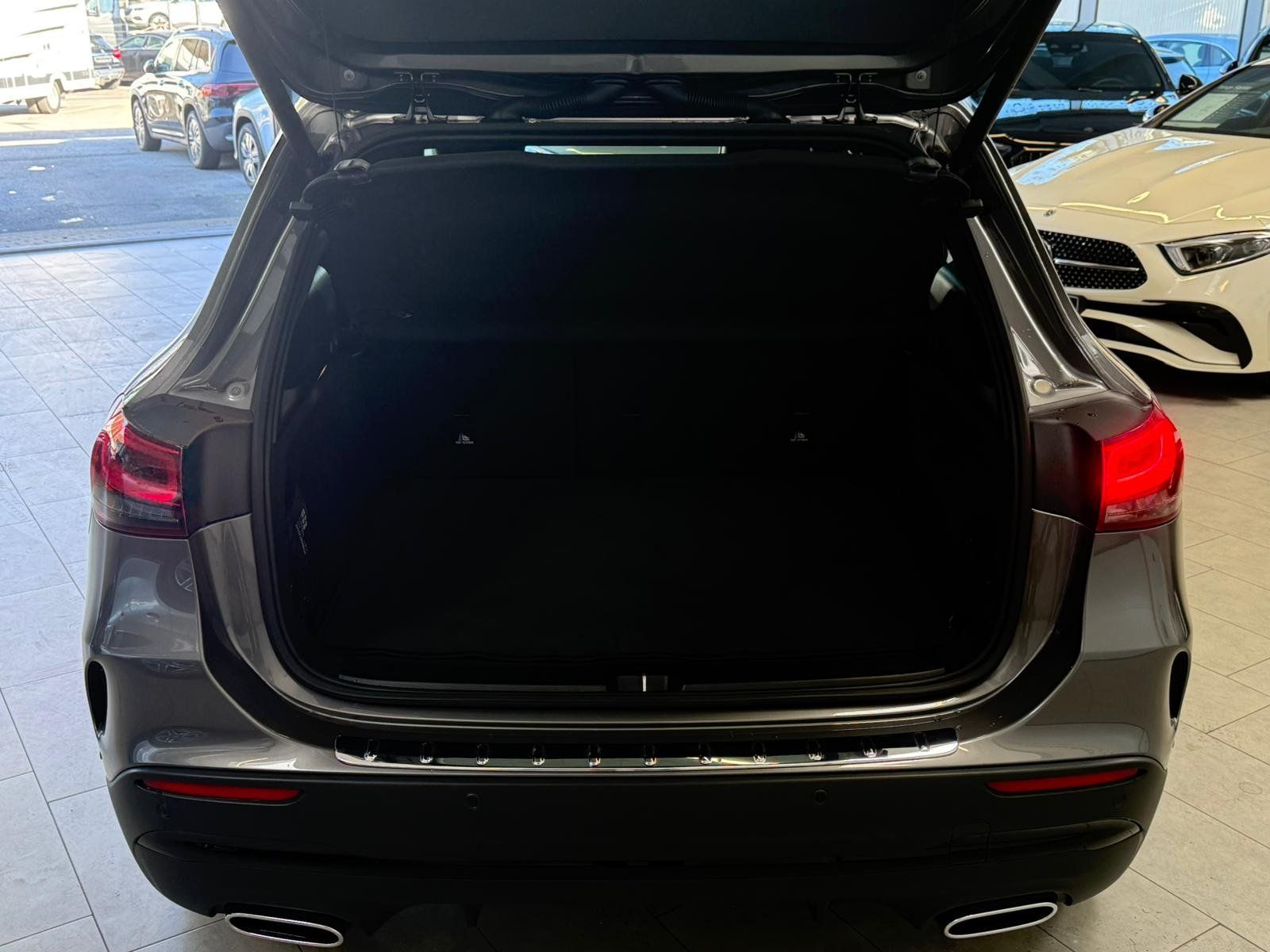 Fahrzeugabbildung Mercedes-Benz GLA 250 4M Edition 1 AMG LED+AHK+KAMERA+KEYLESS