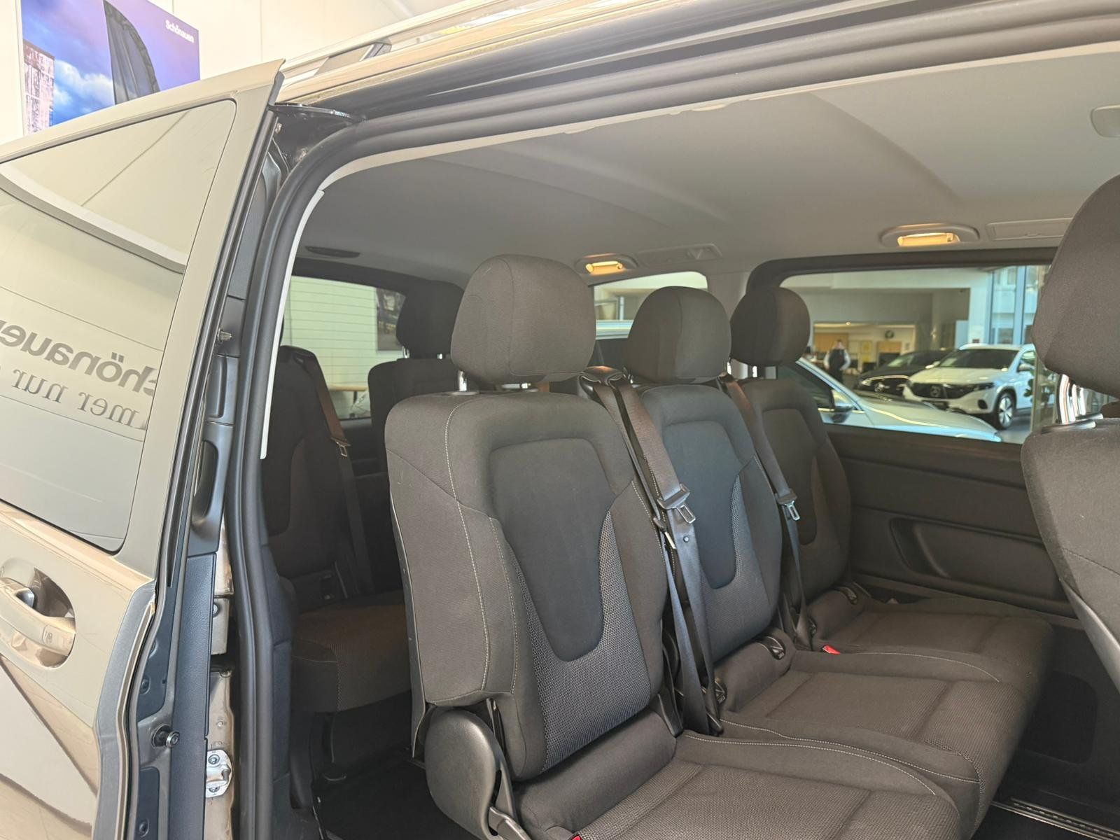 Fahrzeugabbildung Mercedes-Benz V 250d Edition kompakt AMG+AHK+COMAND+FAP+KAMERA