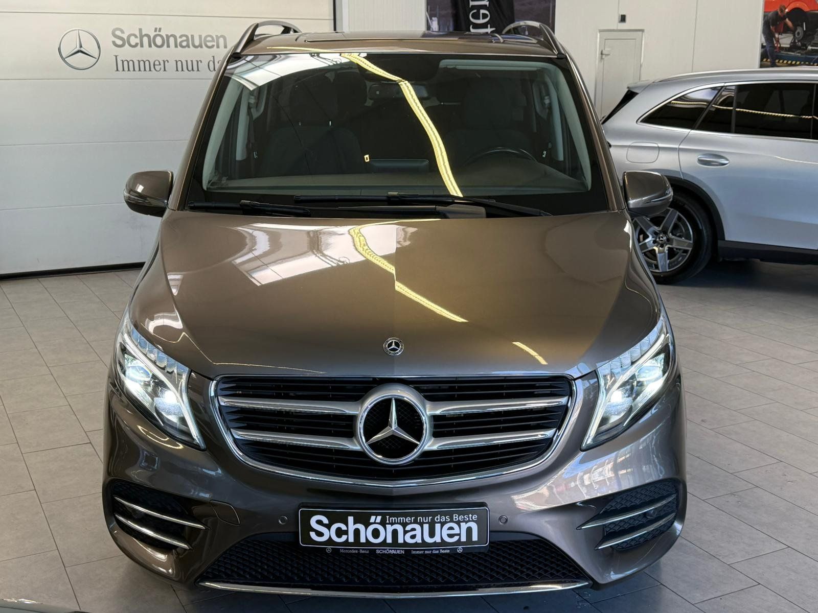 Fahrzeugabbildung Mercedes-Benz V 250d Edition kompakt AMG+AHK+COMAND+FAP+KAMERA