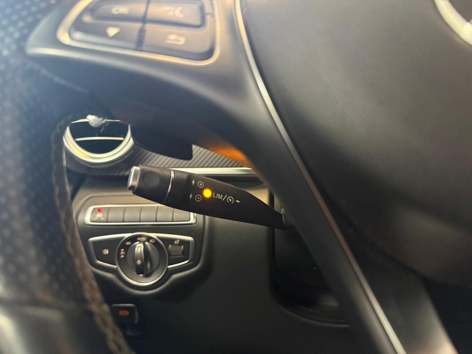 Fahrzeugabbildung Mercedes-Benz V 250d Edition kompakt AMG+AHK+COMAND+FAP+KAMERA