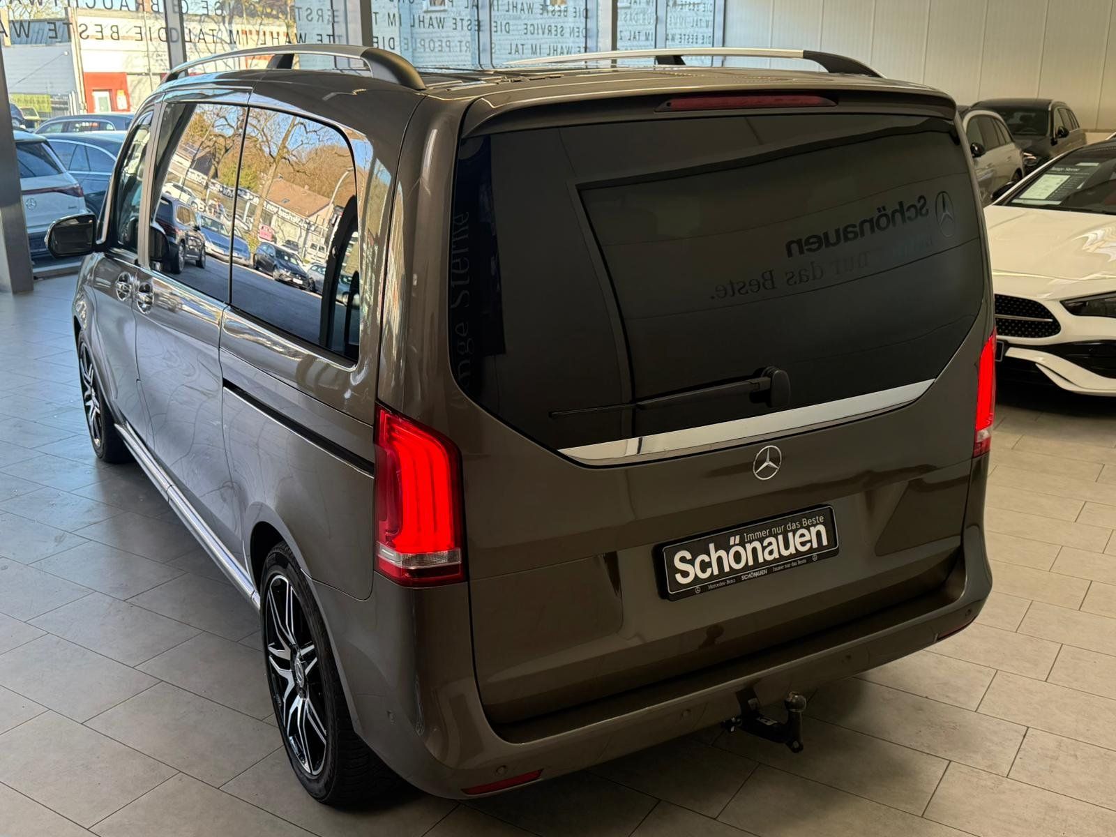 Fahrzeugabbildung Mercedes-Benz V 250d Edition kompakt AMG+AHK+COMAND+FAP+KAMERA