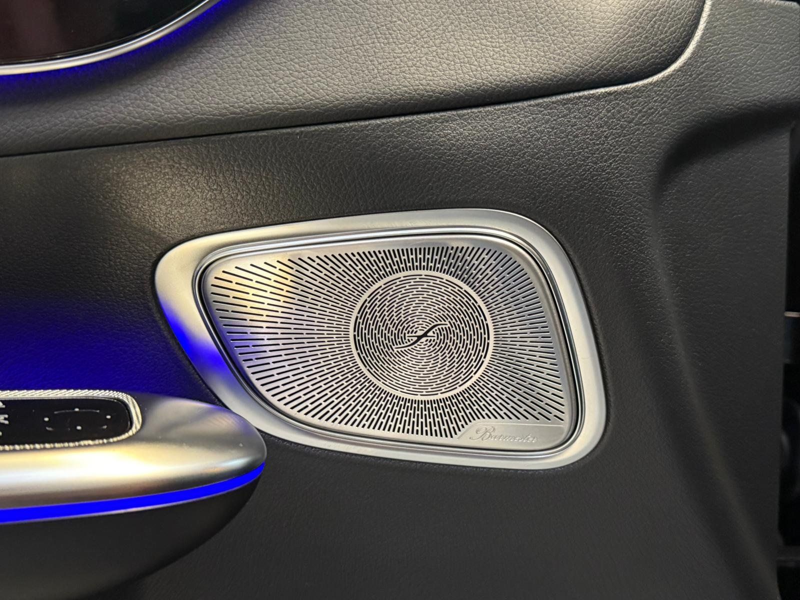 Fahrzeugabbildung Mercedes-Benz GLC 300 de 4M AMG DISTR+AHK+BURM+PANO+HUD+MEMORY