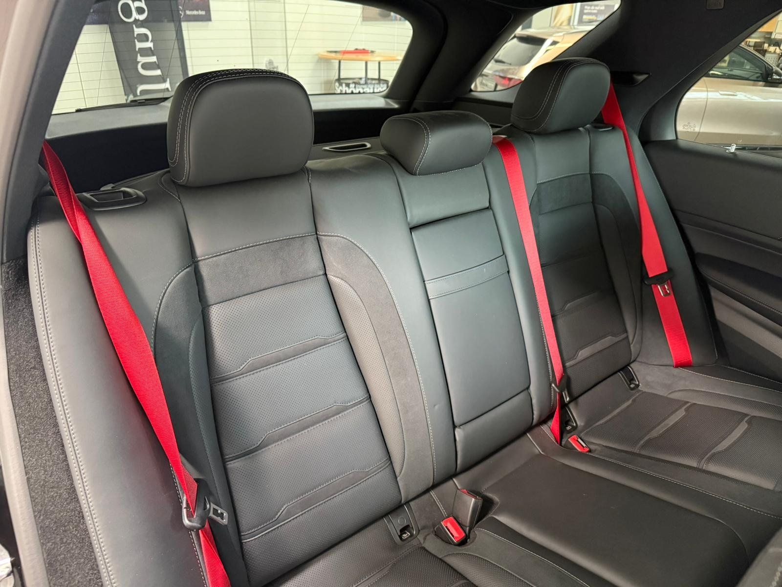 Fahrzeugabbildung Mercedes-Benz GLE 53 4M+ PANO+HUD+BURM+AHK+DISTR+MBEAM+NIGHT