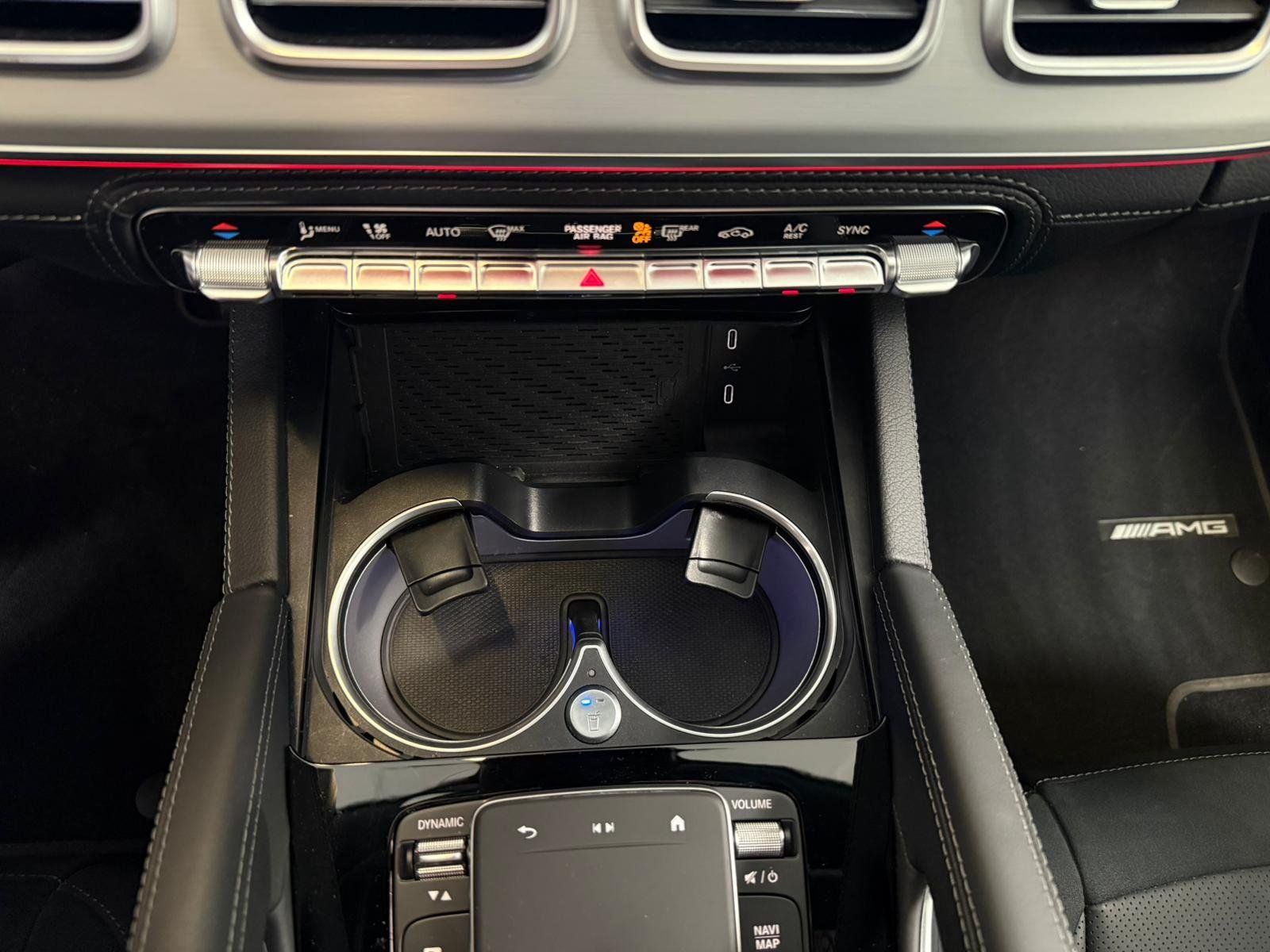 Fahrzeugabbildung Mercedes-Benz GLE 53 4M+ PANO+HUD+BURM+AHK+DISTR+MBEAM+NIGHT