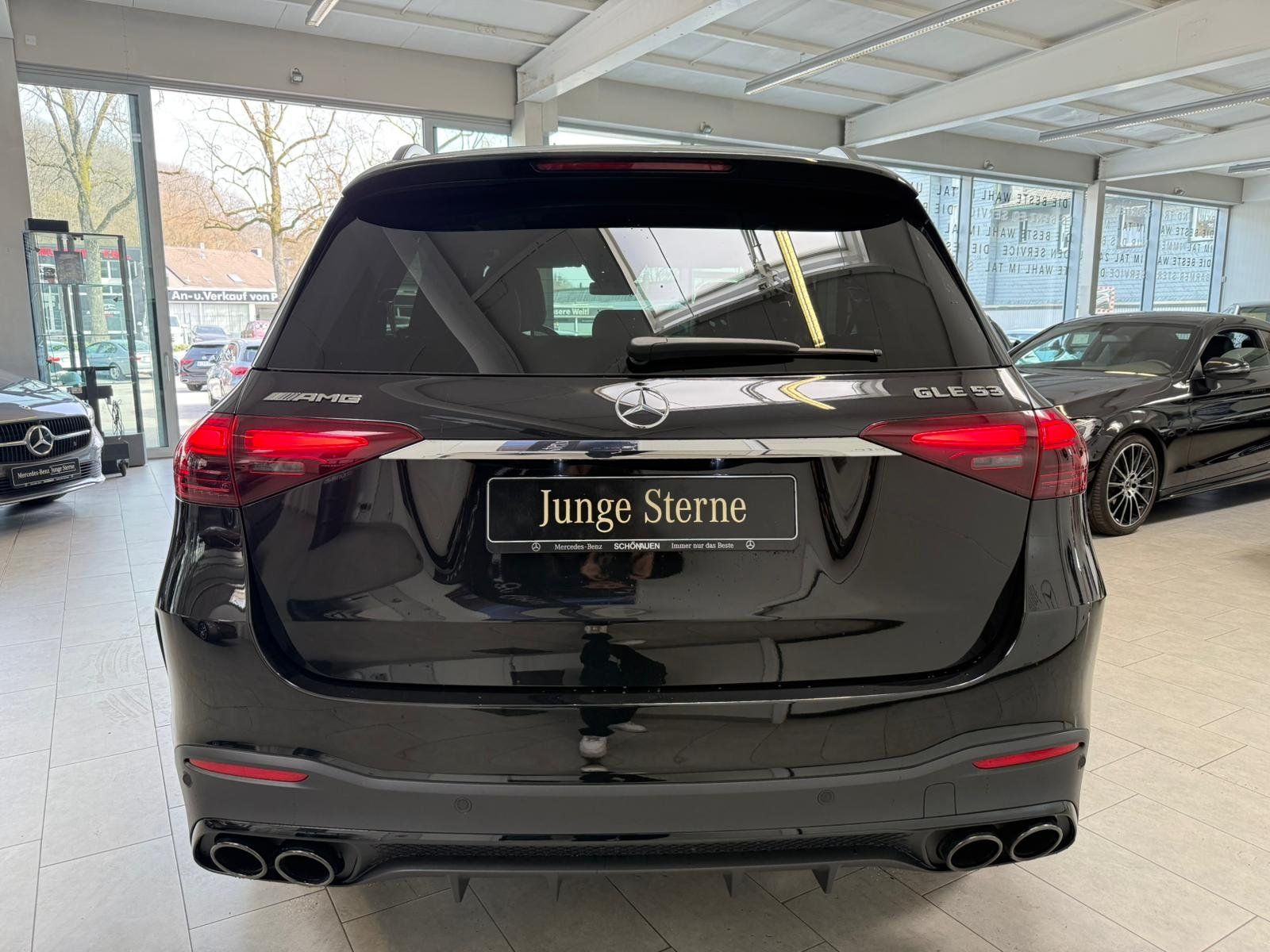 Fahrzeugabbildung Mercedes-Benz GLE 53 4M+ PANO+HUD+BURM+AHK+DISTR+MBEAM+NIGHT